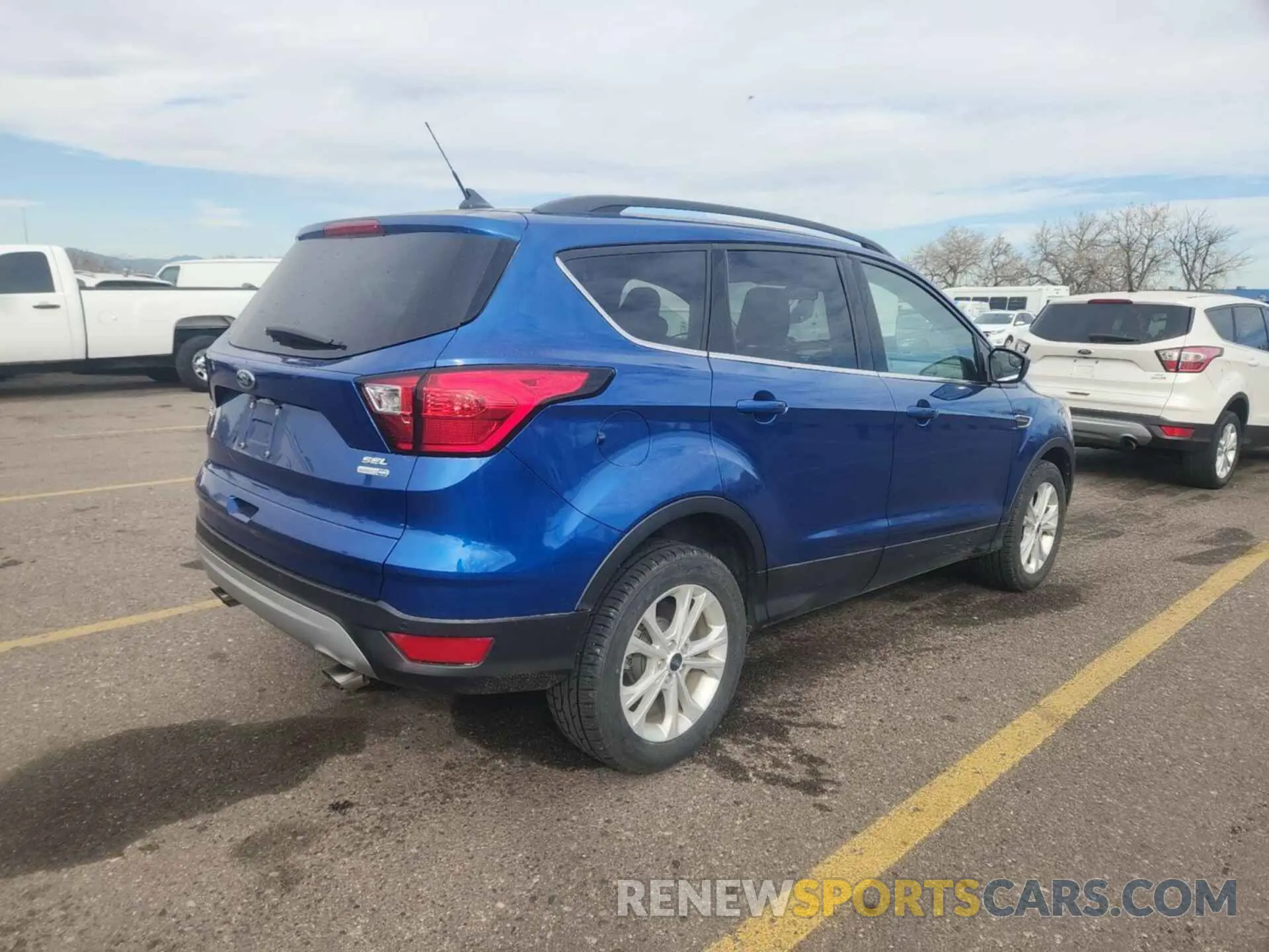 9 Photograph of a damaged car 1FMCU9HD6KUB33401 FORD ESCAPE 2019