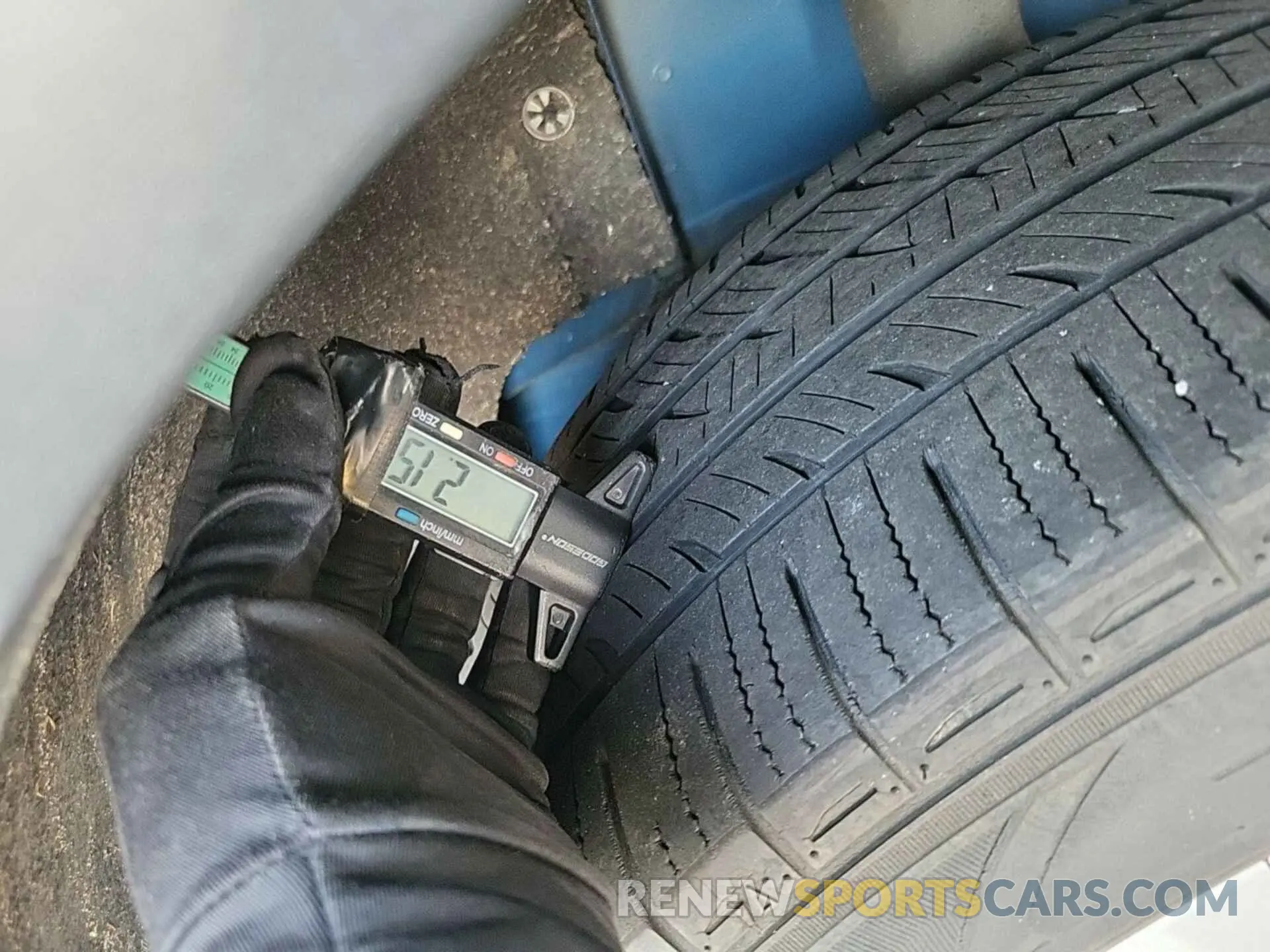 22 Photograph of a damaged car 1FMCU9HD6KUB82422 FORD ESCAPE 2019