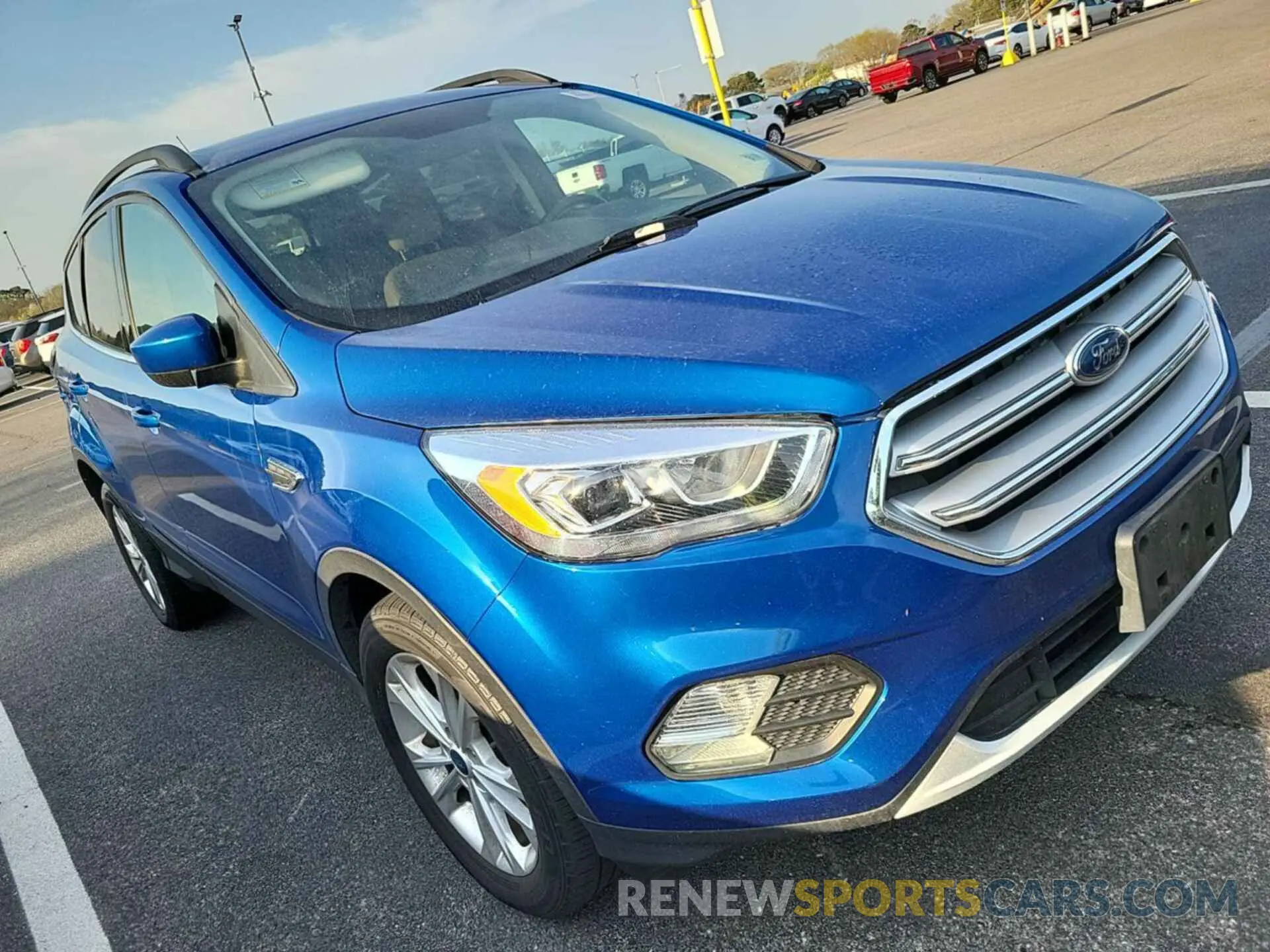 8 Photograph of a damaged car 1FMCU9HD6KUB82422 FORD ESCAPE 2019