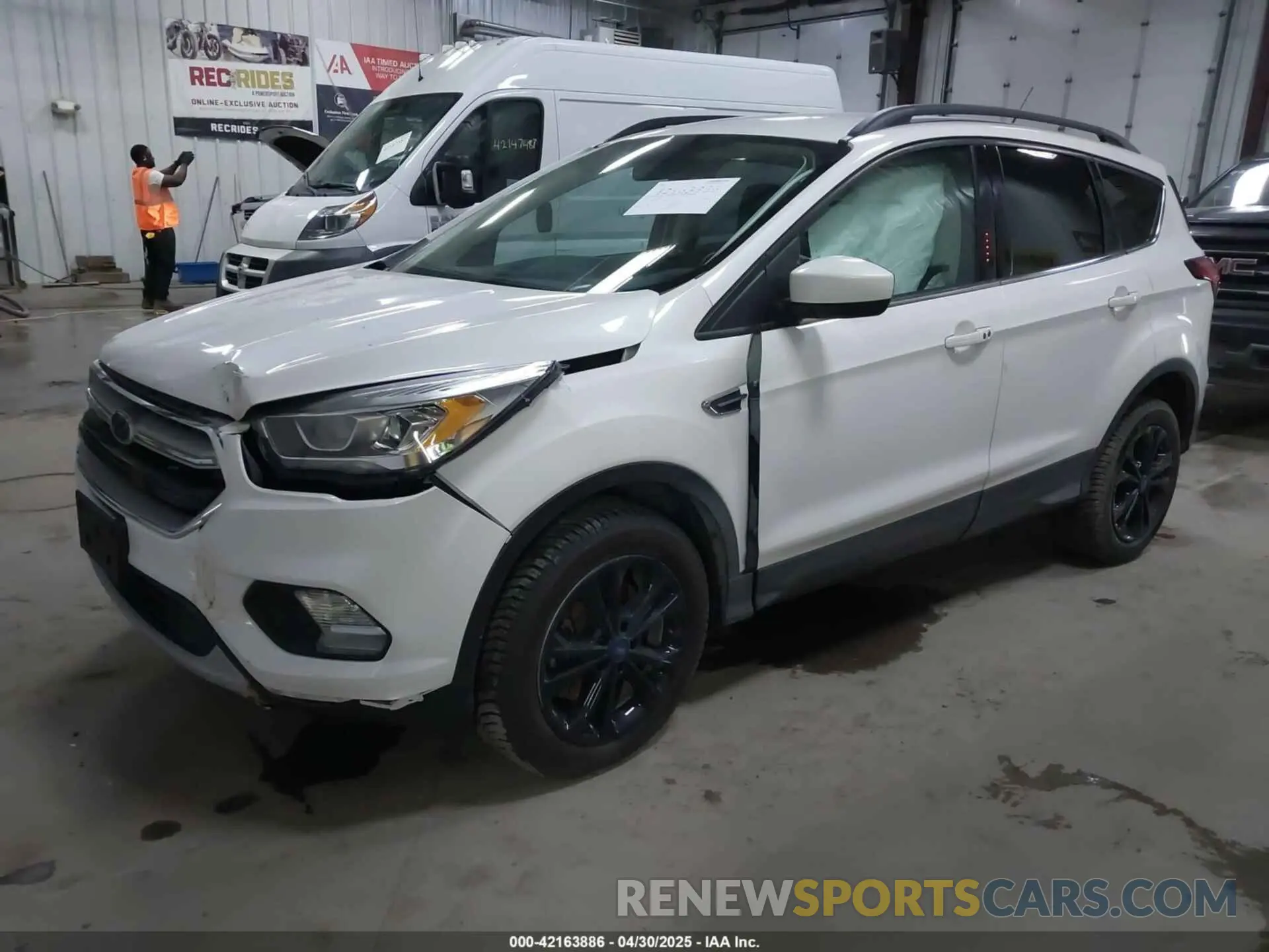 2 Фотография поврежденного автомобиля 1FMCU9HD6KUC31120 FORD ESCAPE 2019