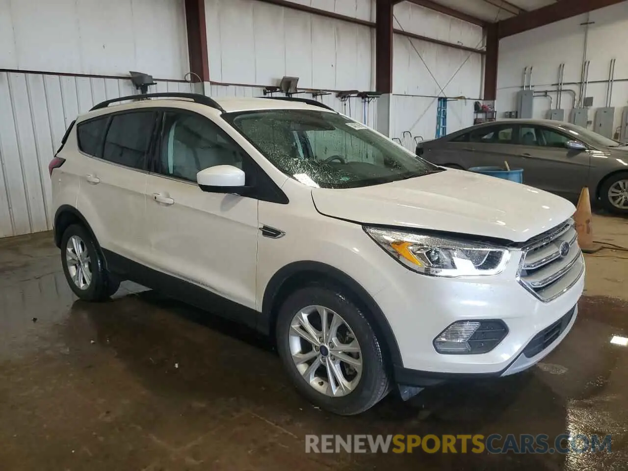 4 Фотография поврежденного автомобиля 1FMCU9HD7KUA01196 FORD ESCAPE 2019