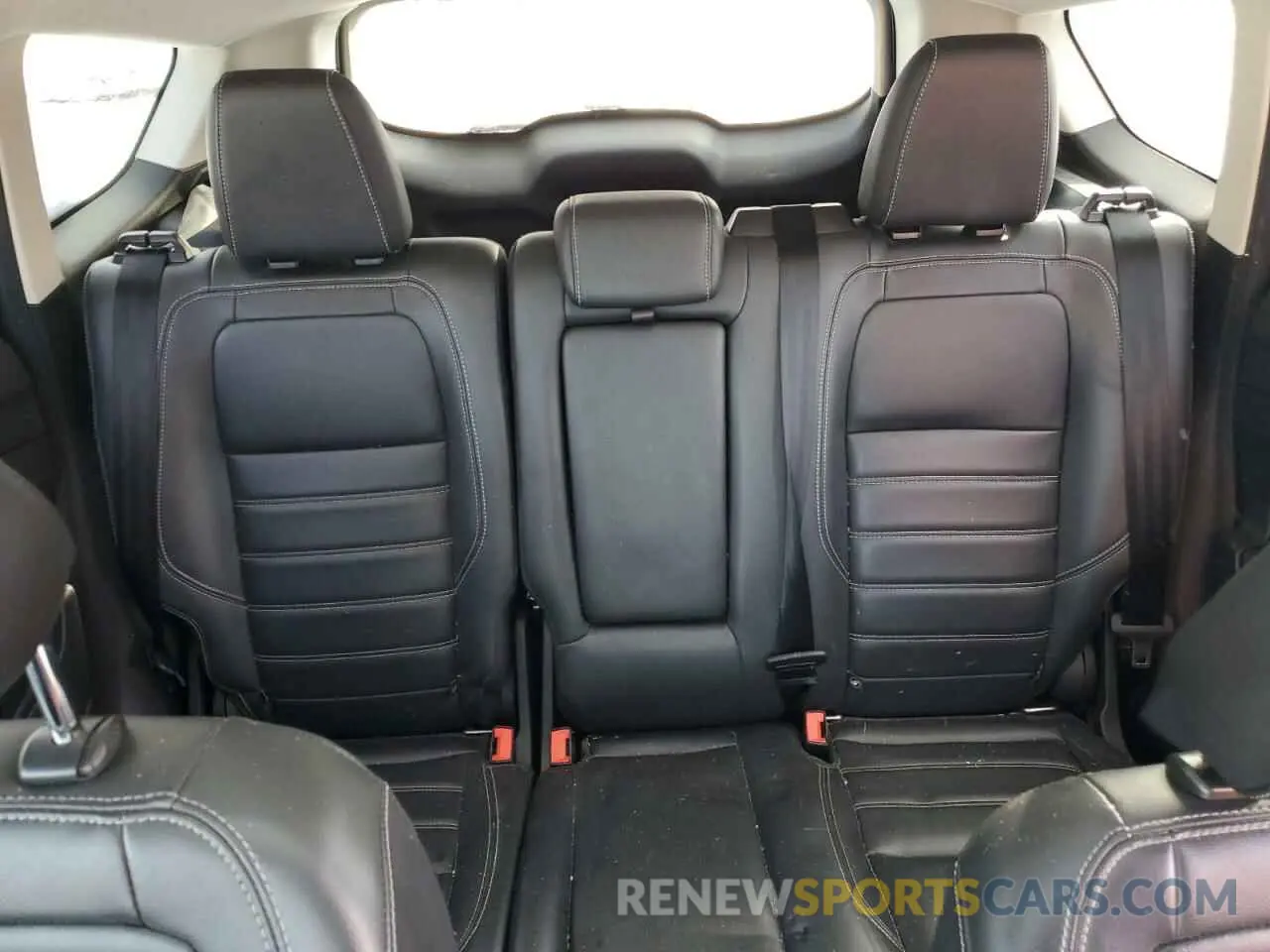 10 Photograph of a damaged car 1FMCU9HD7KUA56845 FORD ESCAPE 2019