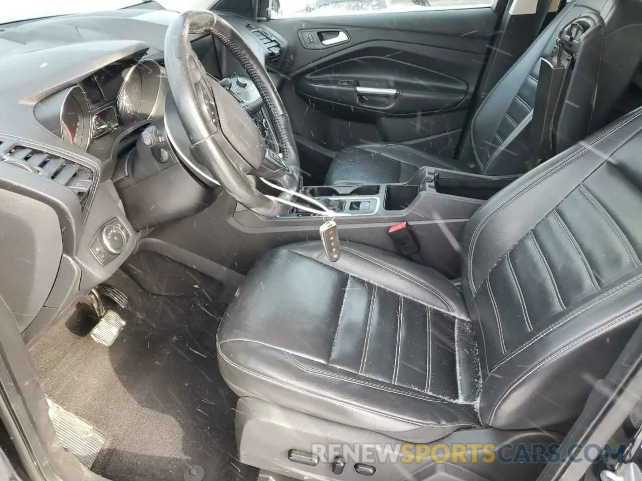 7 Photograph of a damaged car 1FMCU9HD7KUA56845 FORD ESCAPE 2019