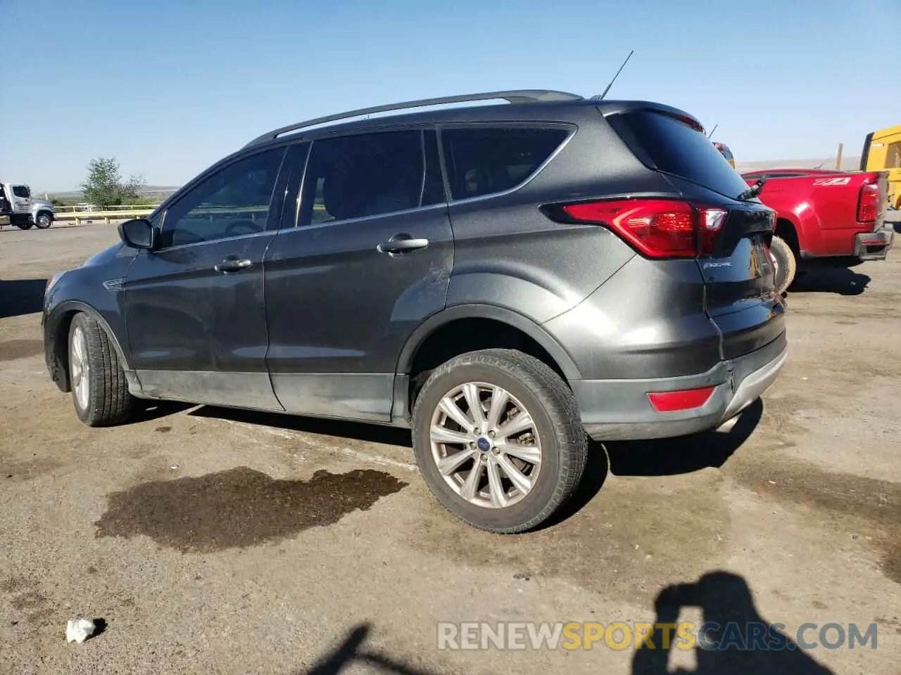 2 Photograph of a damaged car 1FMCU9HD7KUB60493 FORD ESCAPE 2019