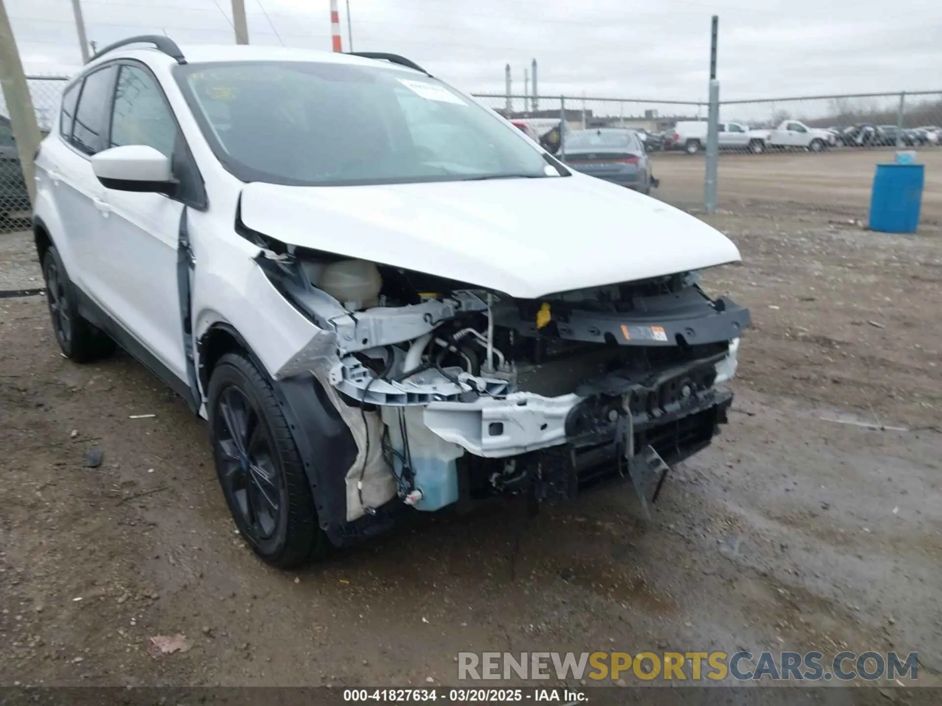 6 Фотография поврежденного автомобиля 1FMCU9HD7KUB82929 FORD ESCAPE 2019