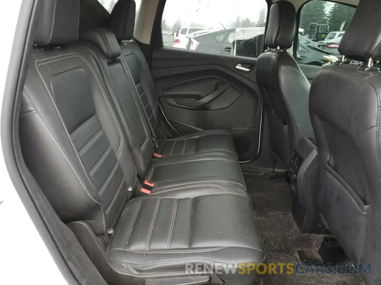 10 Photograph of a damaged car 1FMCU9HD7KUB83823 FORD ESCAPE 2019
