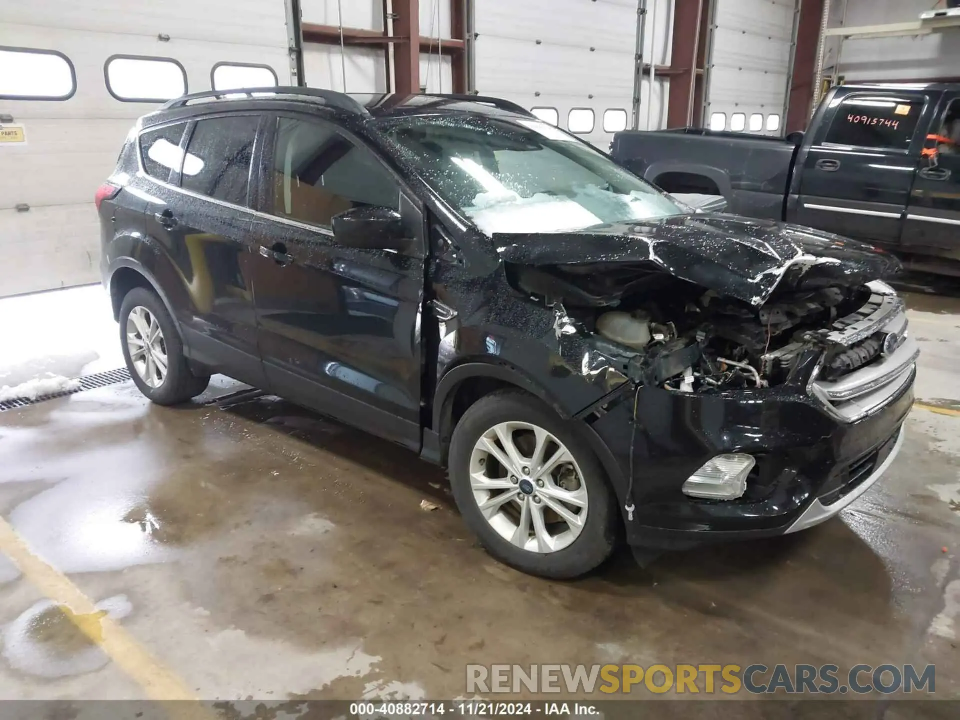 1 Photograph of a damaged car 1FMCU9HD8KUA70320 FORD ESCAPE 2019