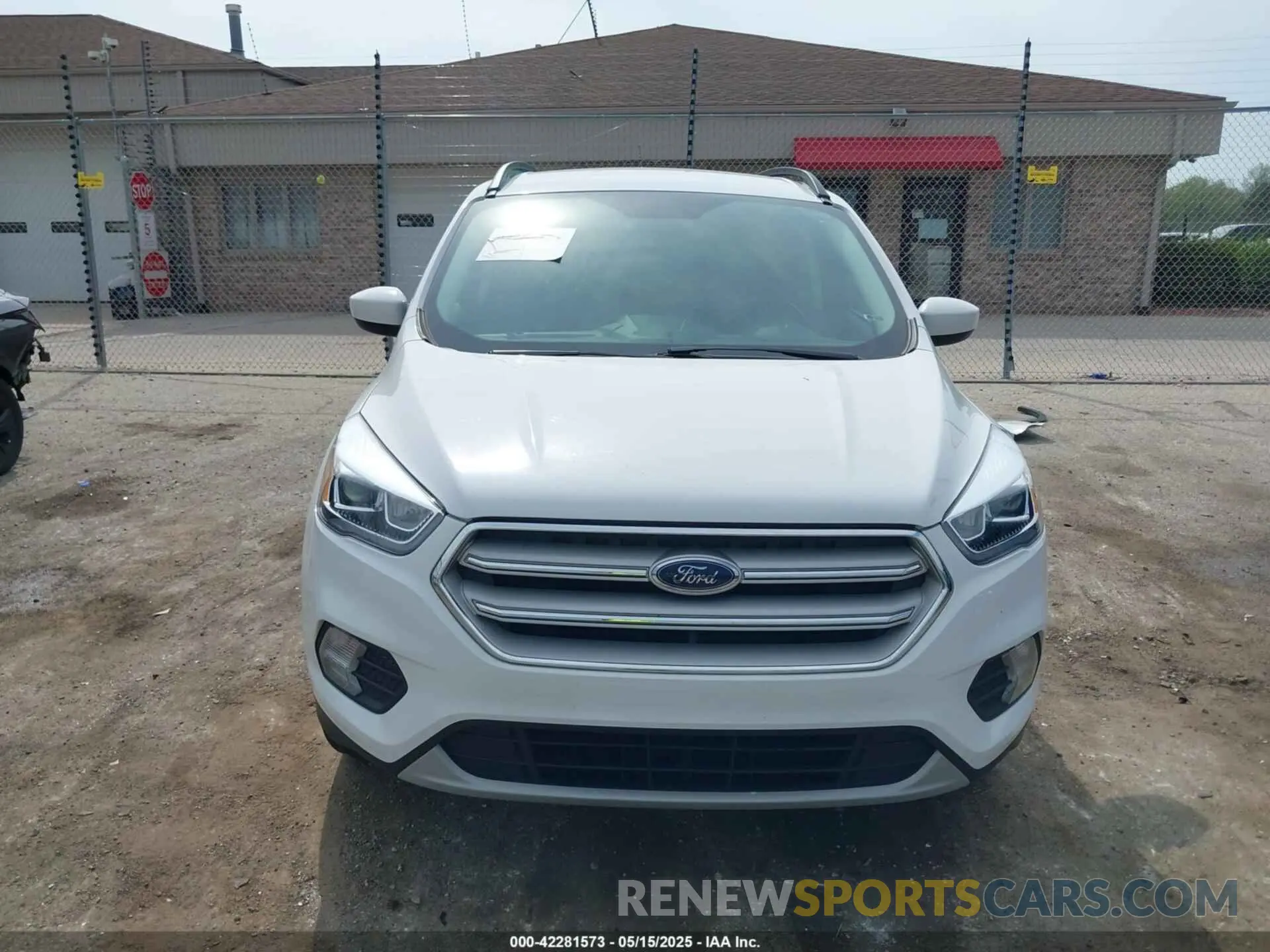 11 Photograph of a damaged car 1FMCU9HD8KUB25249 FORD ESCAPE 2019