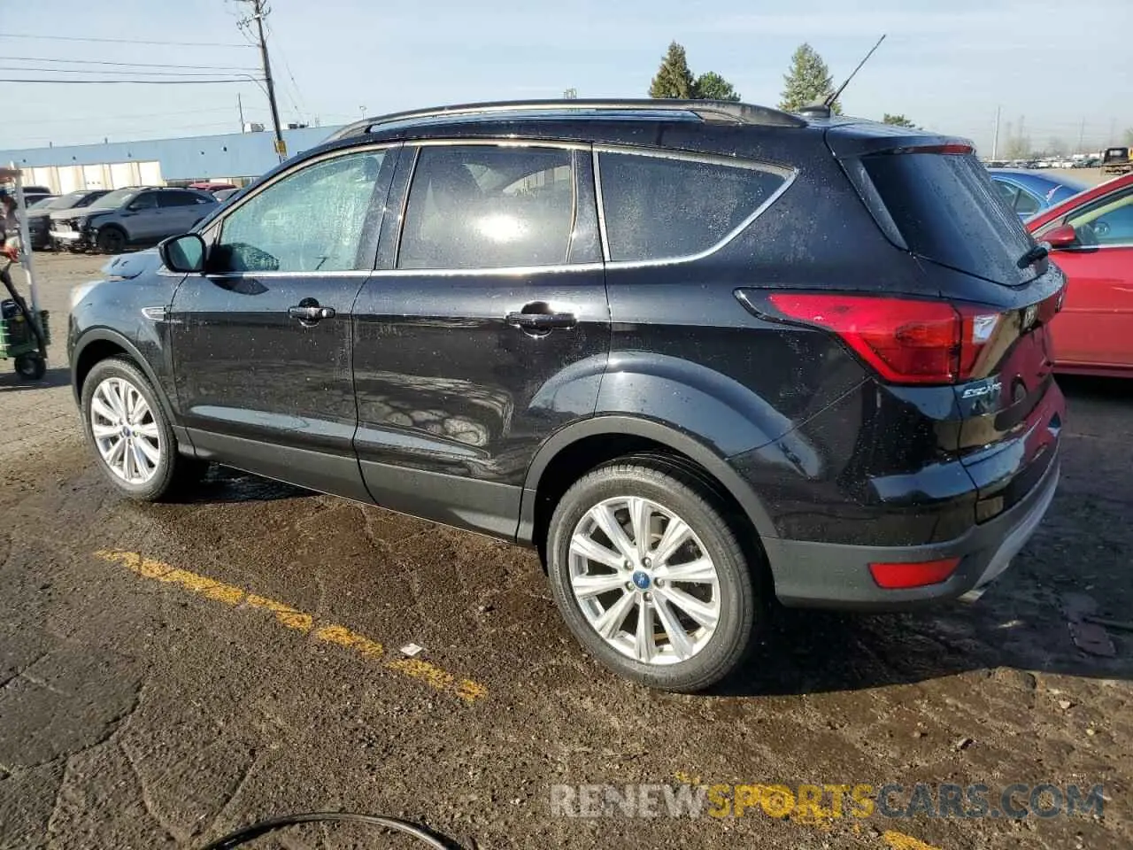 2 Photograph of a damaged car 1FMCU9HD9KUA81343 FORD ESCAPE 2019
