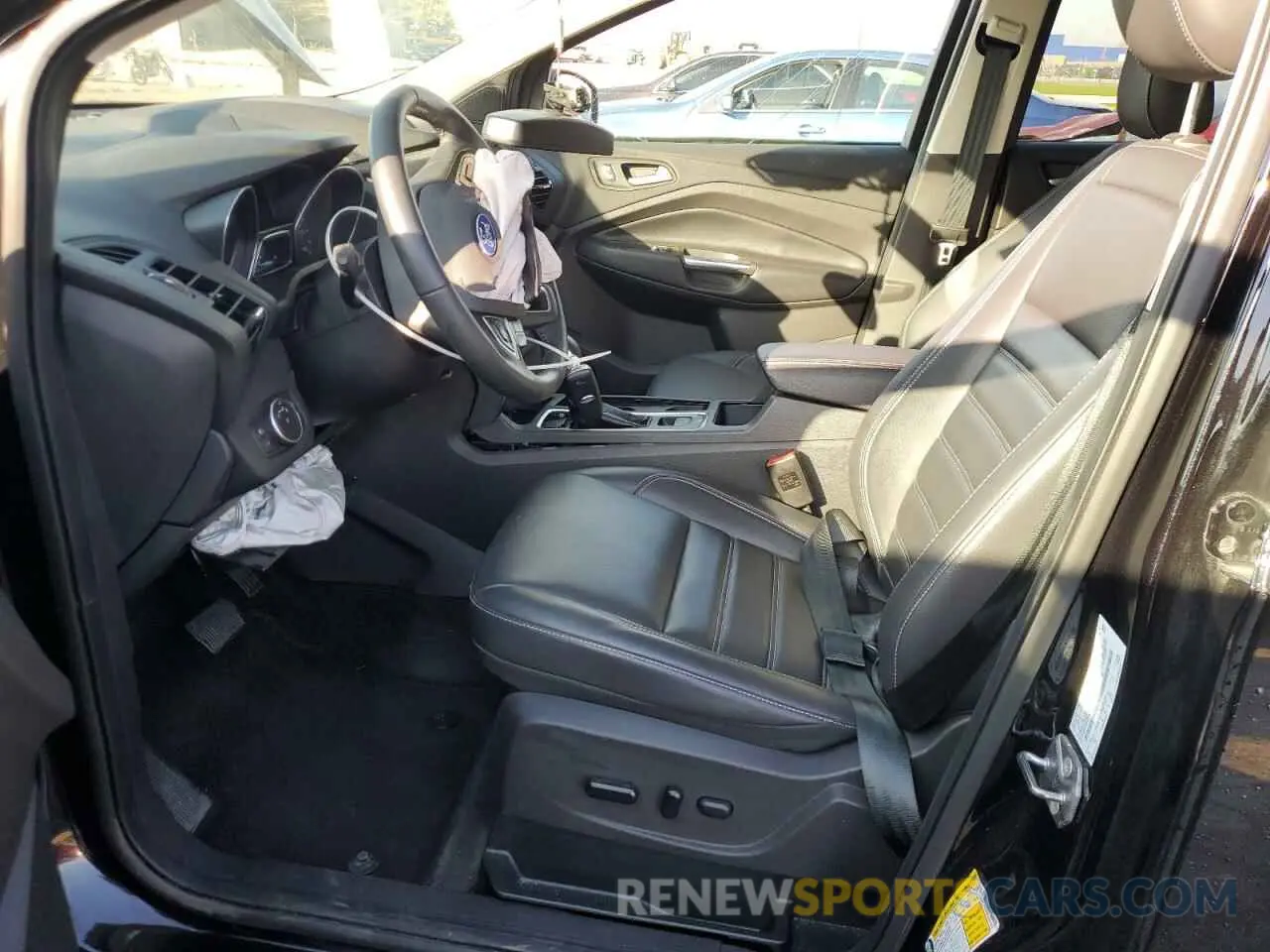 7 Photograph of a damaged car 1FMCU9HD9KUA81343 FORD ESCAPE 2019