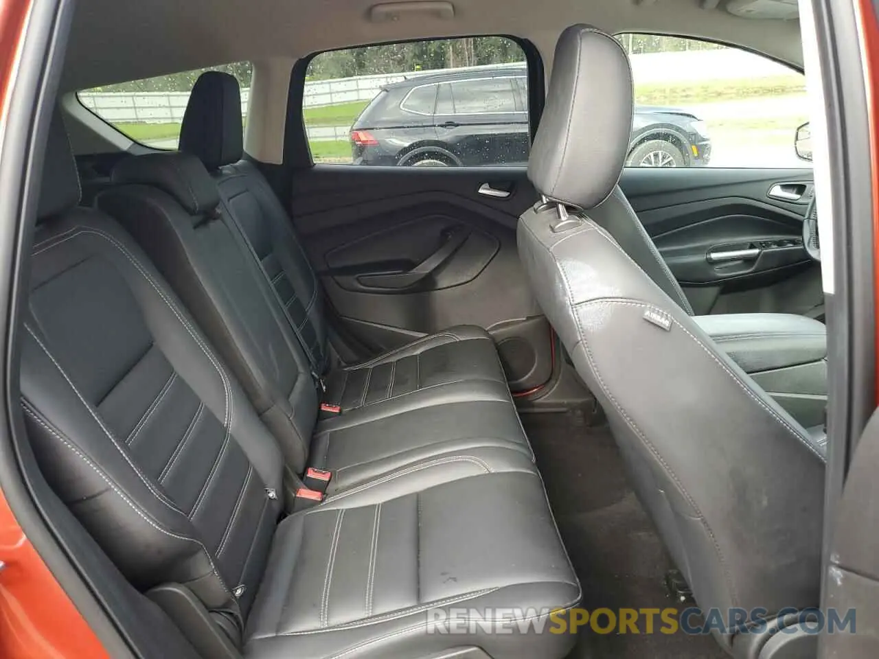 11 Photograph of a damaged car 1FMCU9HD9KUA93511 FORD ESCAPE 2019