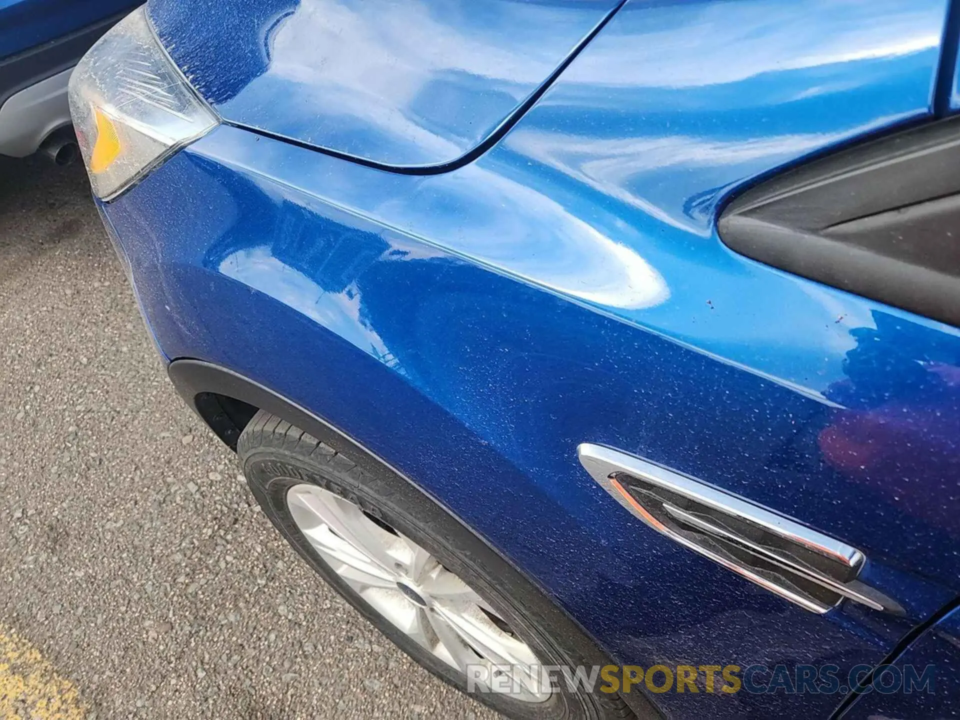 16 Photograph of a damaged car 1FMCU9HD9KUC07880 FORD ESCAPE 2019