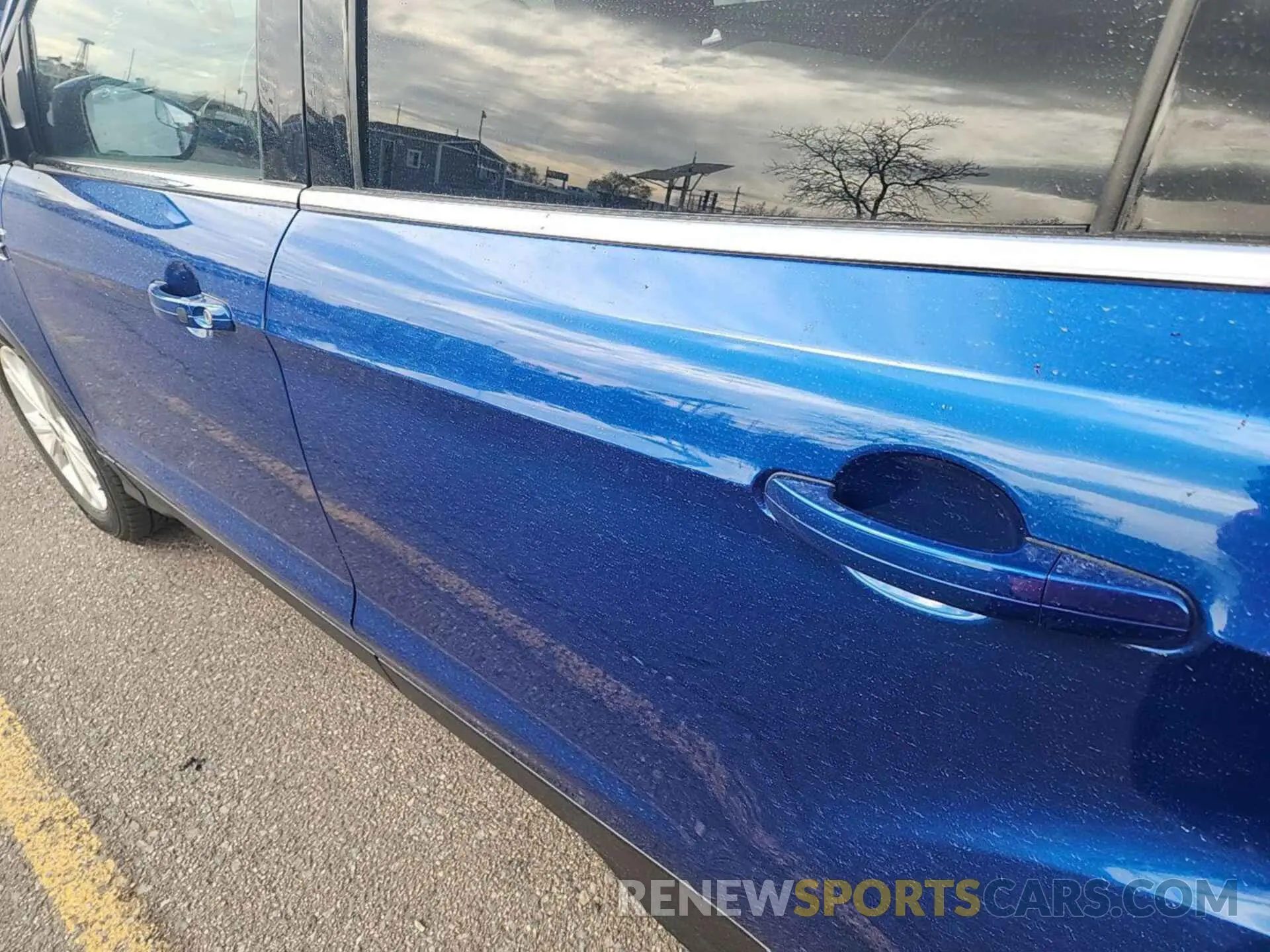 19 Photograph of a damaged car 1FMCU9HD9KUC07880 FORD ESCAPE 2019