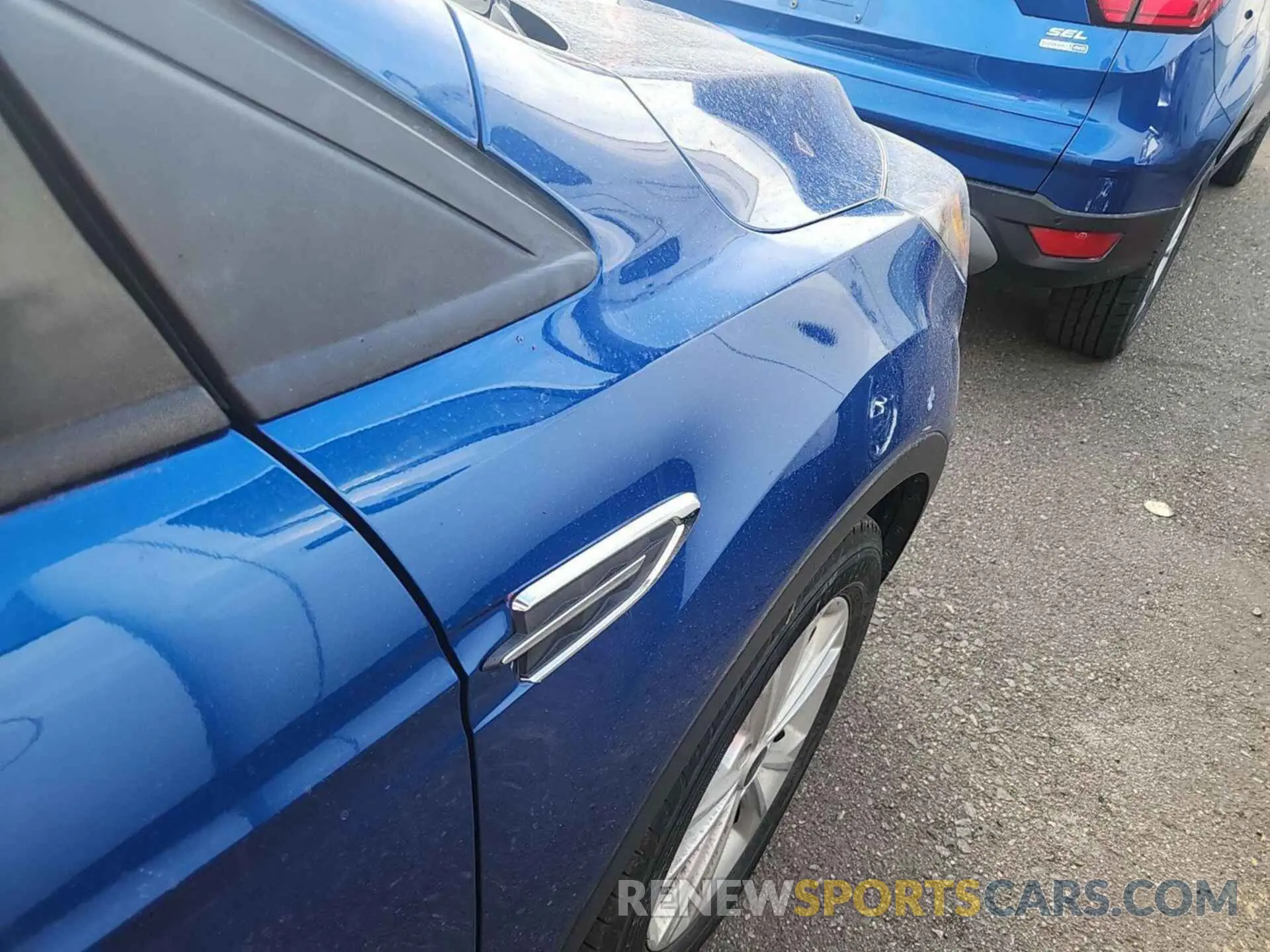 3 Photograph of a damaged car 1FMCU9HD9KUC07880 FORD ESCAPE 2019