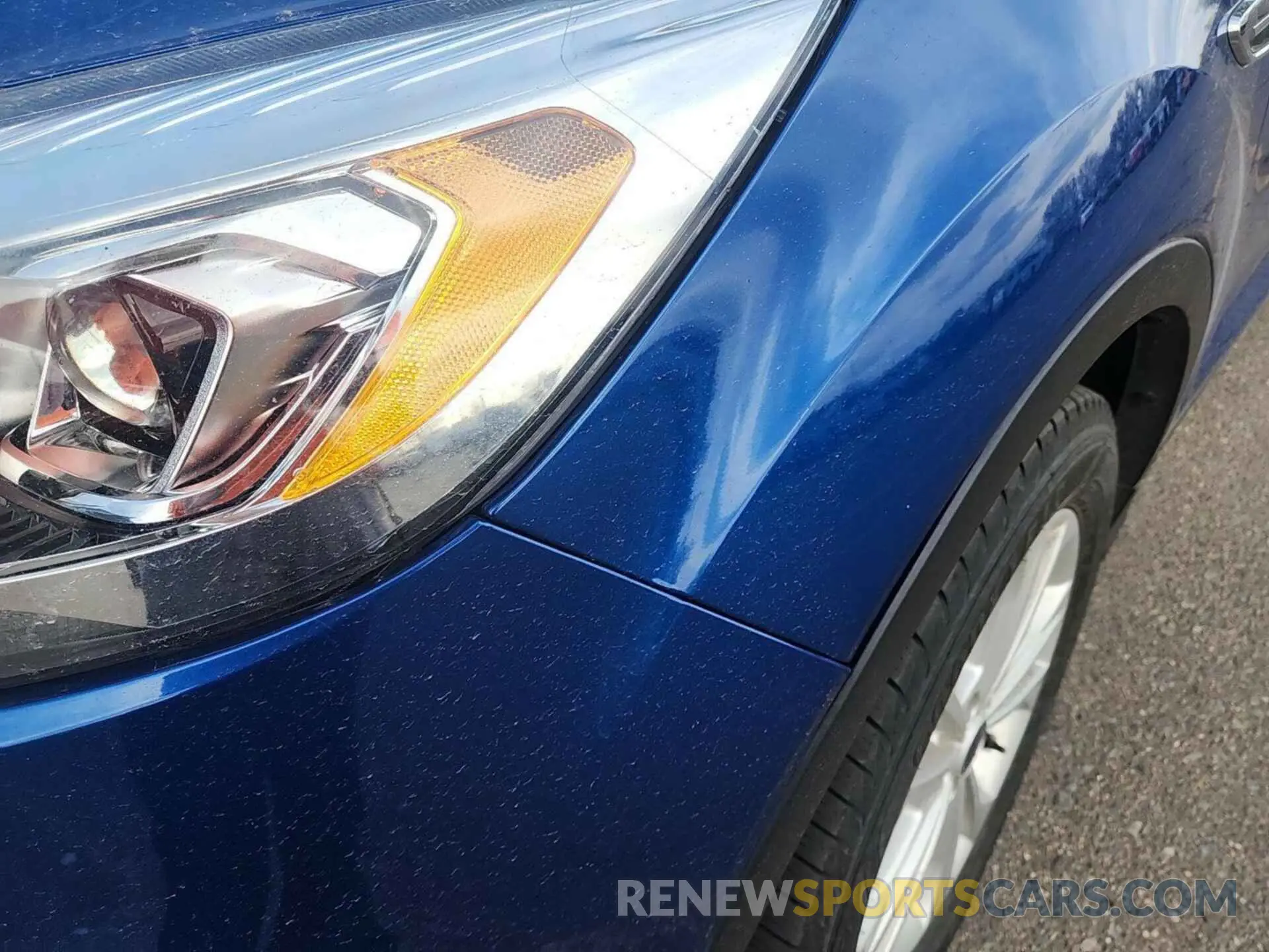 6 Photograph of a damaged car 1FMCU9HD9KUC07880 FORD ESCAPE 2019