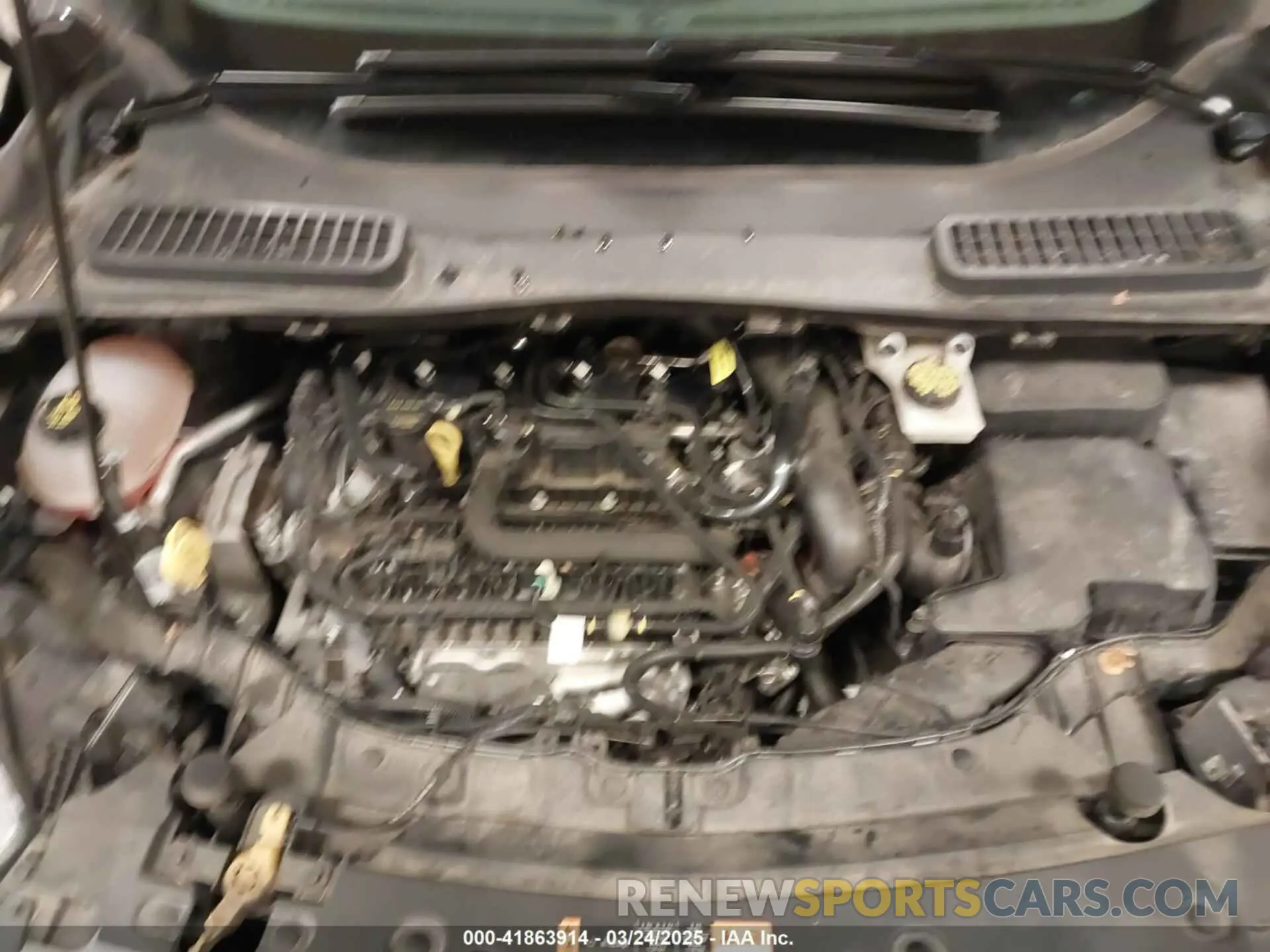 10 Photograph of a damaged car 1FMCU9HDXKUA46178 FORD ESCAPE 2019
