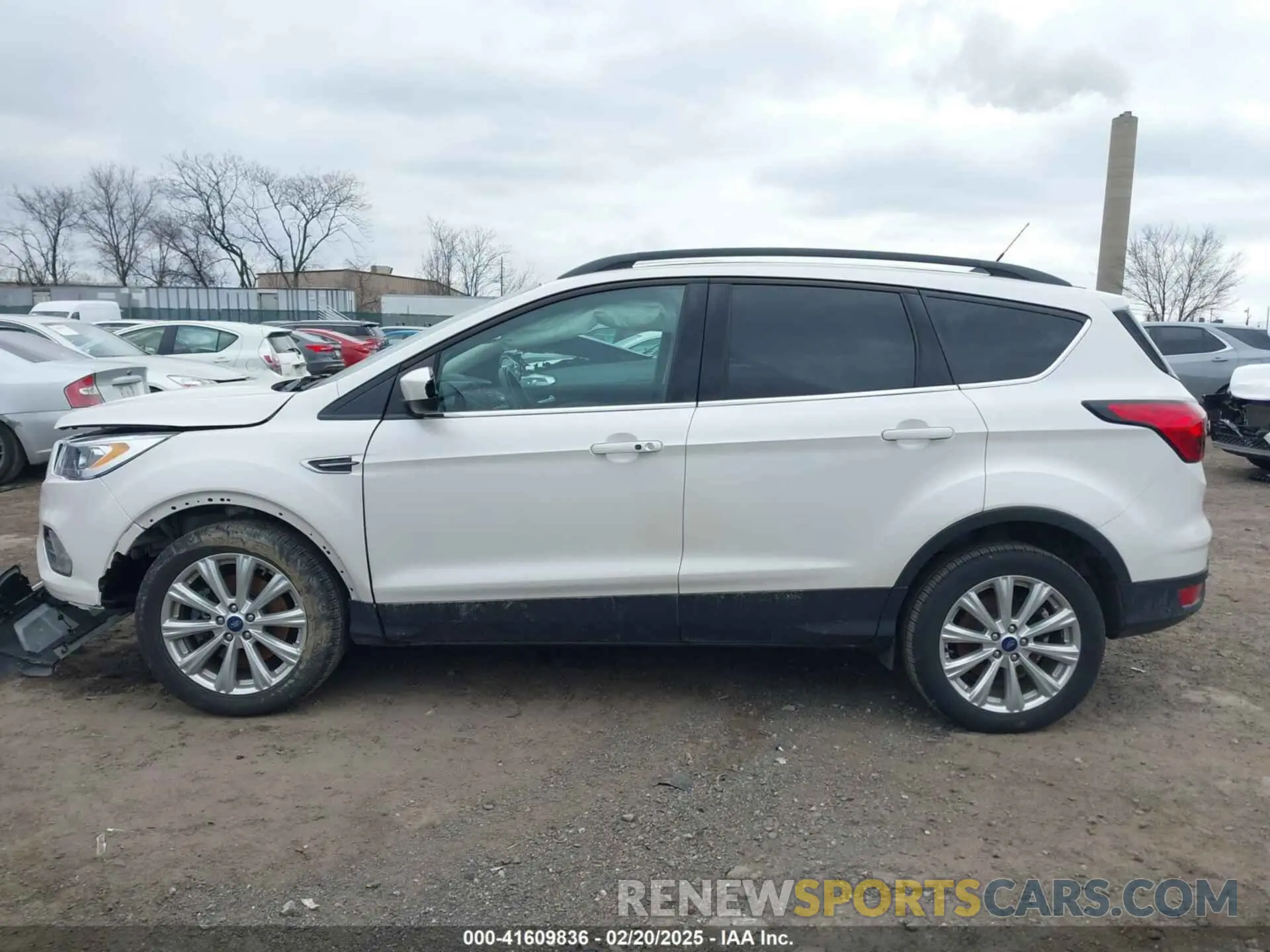 13 Photograph of a damaged car 1FMCU9HDXKUB43932 FORD ESCAPE 2019