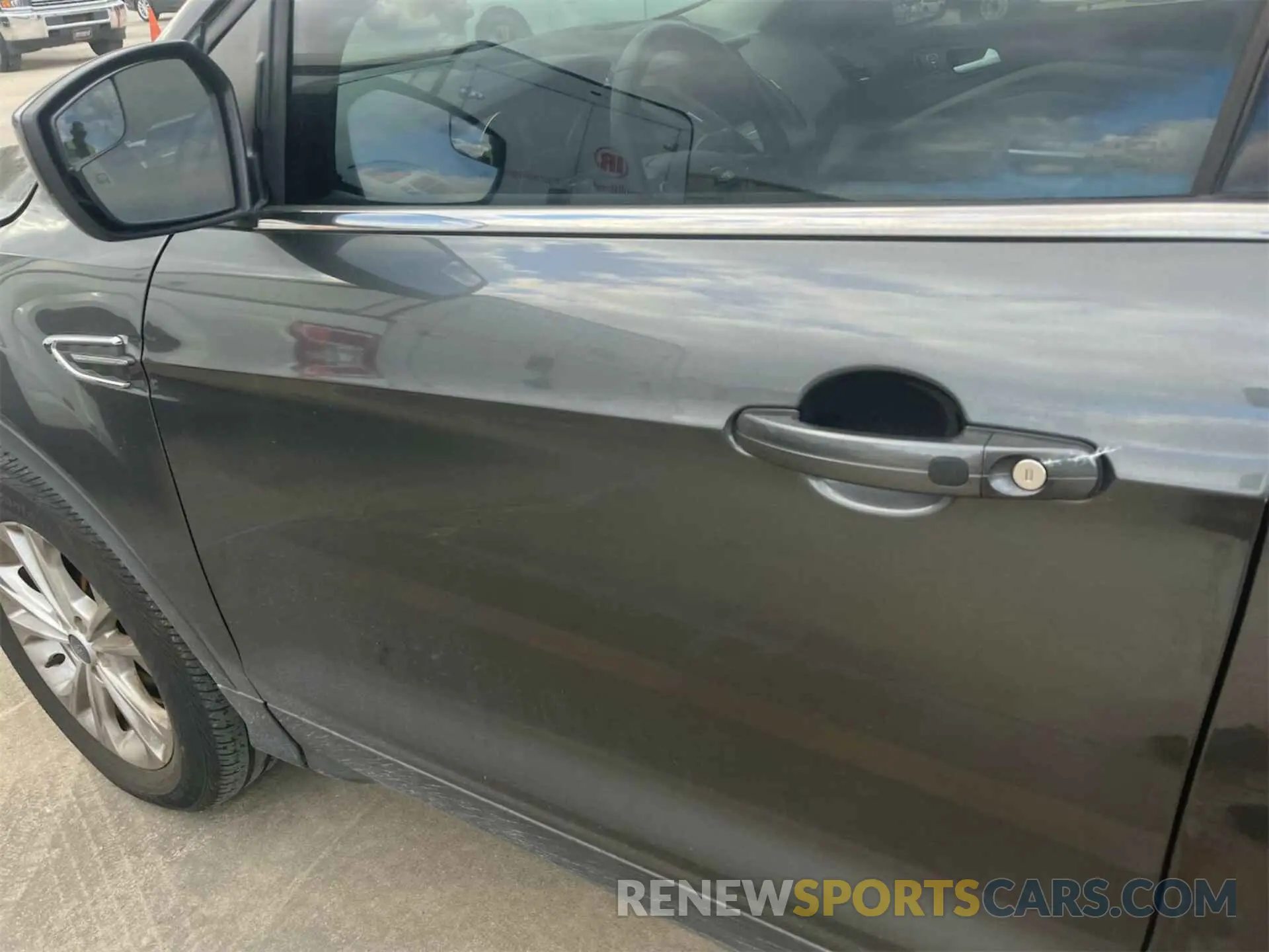 30 Photograph of a damaged car 1FMCU9HDXKUC07578 FORD ESCAPE 2019