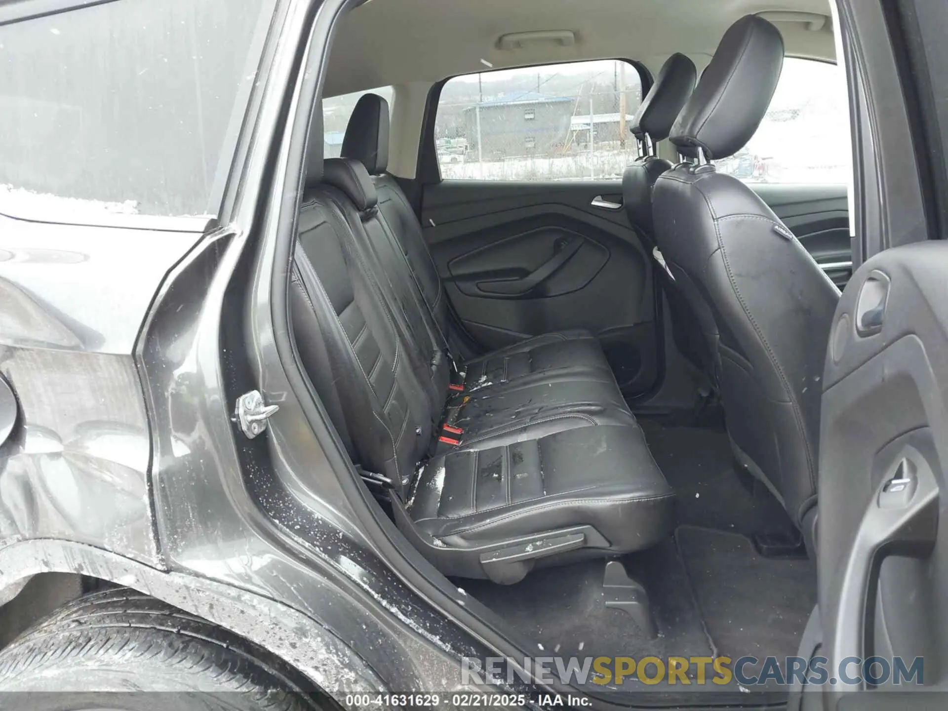 8 Photograph of a damaged car 1FMCU9J90KUC49179 FORD ESCAPE 2019