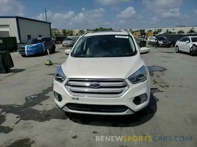 14 Фотография поврежденного автомобиля 1FMCU9J92KUA55656 FORD ESCAPE 2019