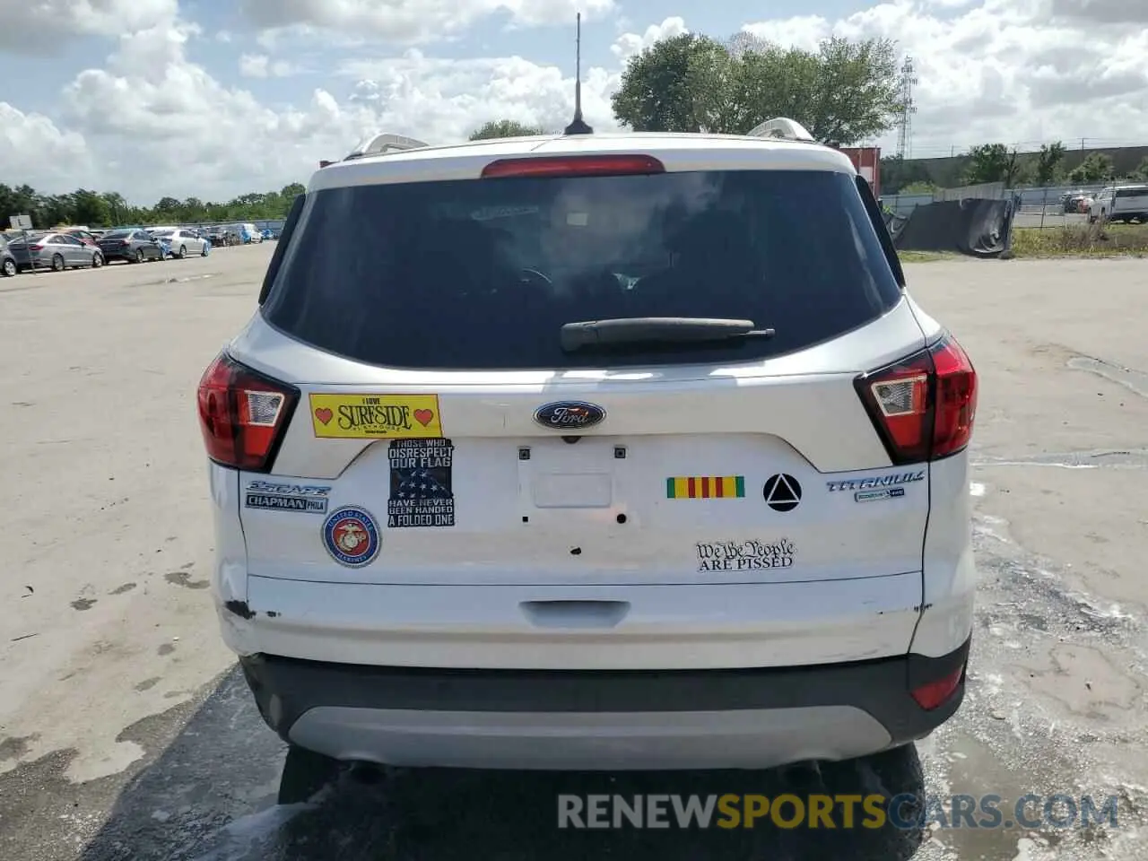 6 Фотография поврежденного автомобиля 1FMCU9J92KUA55656 FORD ESCAPE 2019