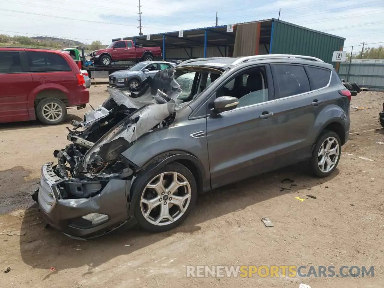 1 Фотография поврежденного автомобиля 1FMCU9J92KUB55837 FORD ESCAPE 2019