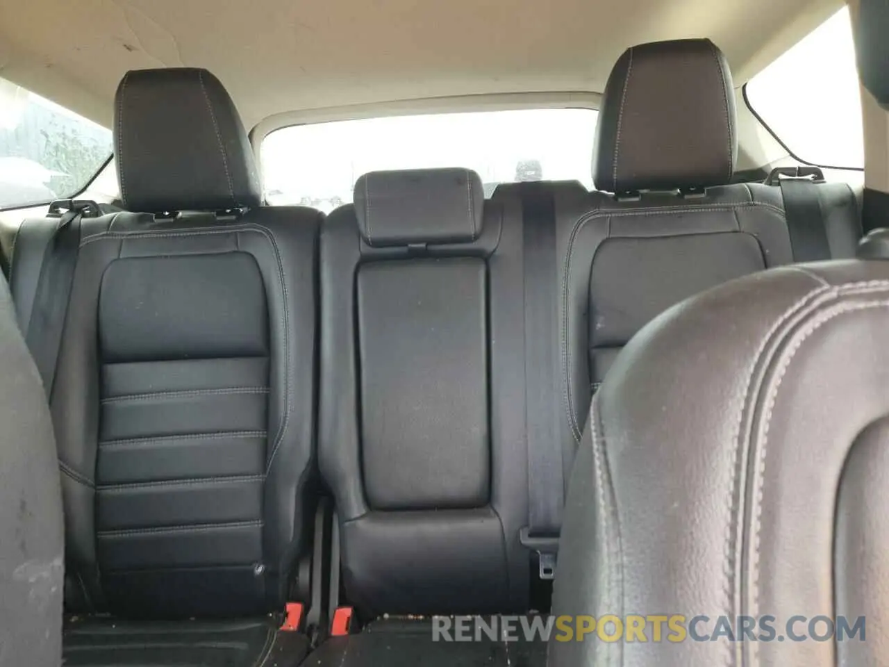 10 Фотография поврежденного автомобиля 1FMCU9J92KUB55837 FORD ESCAPE 2019