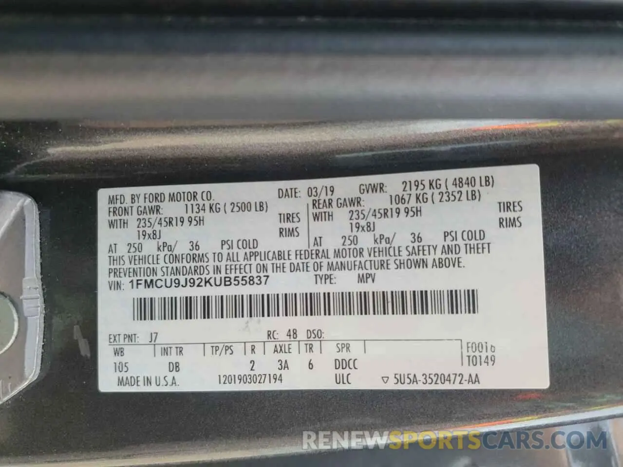 13 Фотография поврежденного автомобиля 1FMCU9J92KUB55837 FORD ESCAPE 2019