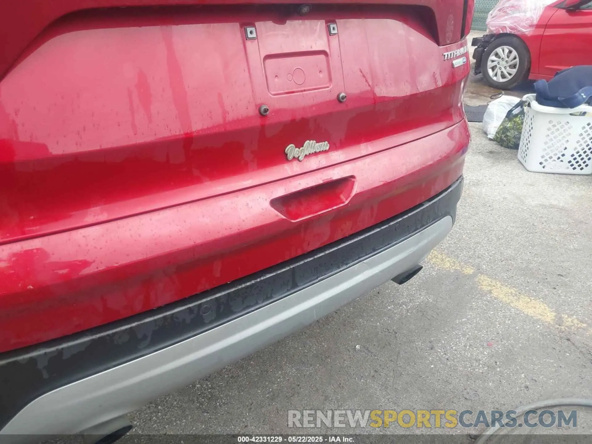 6 Photograph of a damaged car 1FMCU9J93KUC21330 FORD ESCAPE 2019