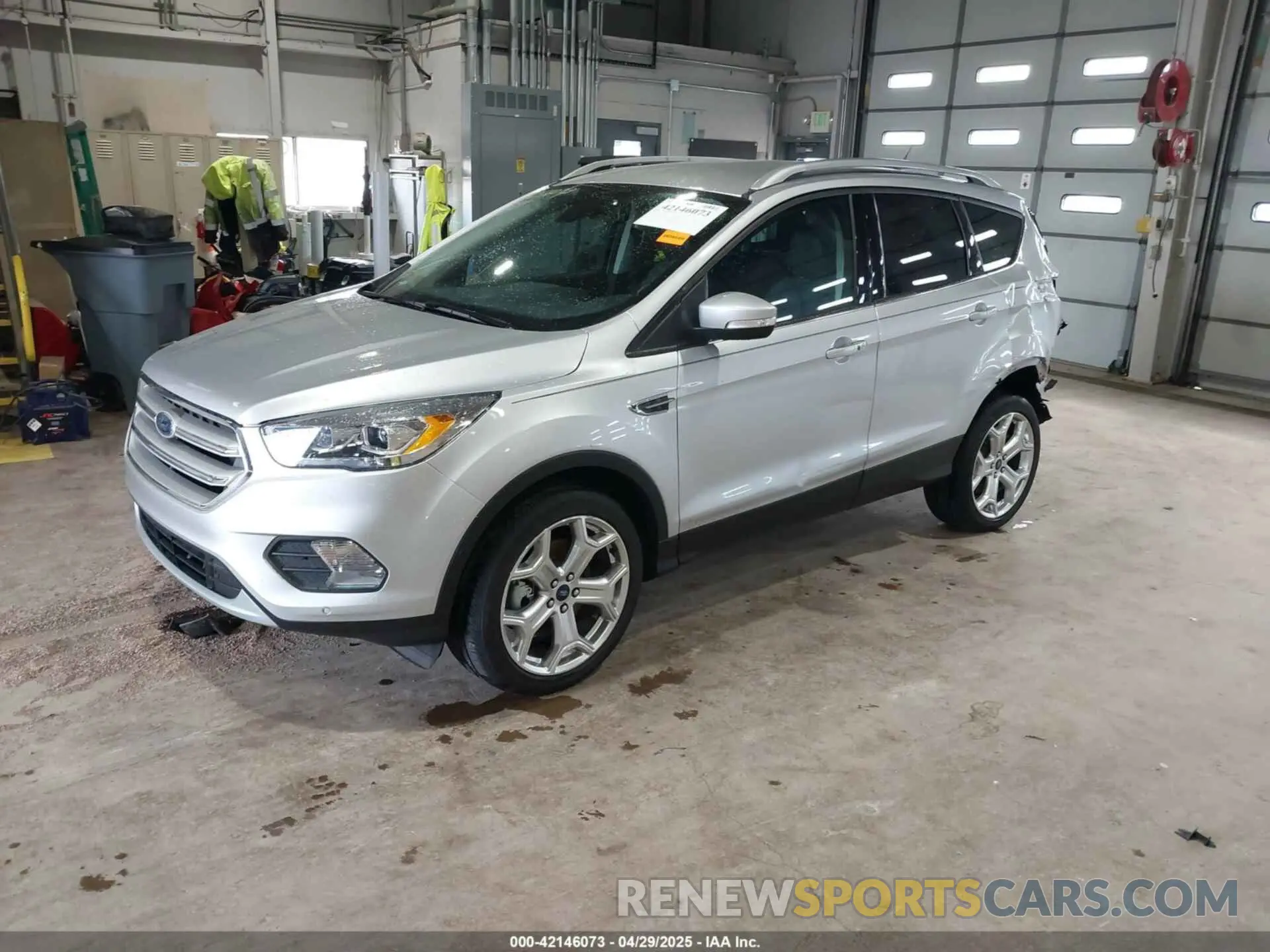 2 Фотография поврежденного автомобиля 1FMCU9J95KUA52315 FORD ESCAPE 2019