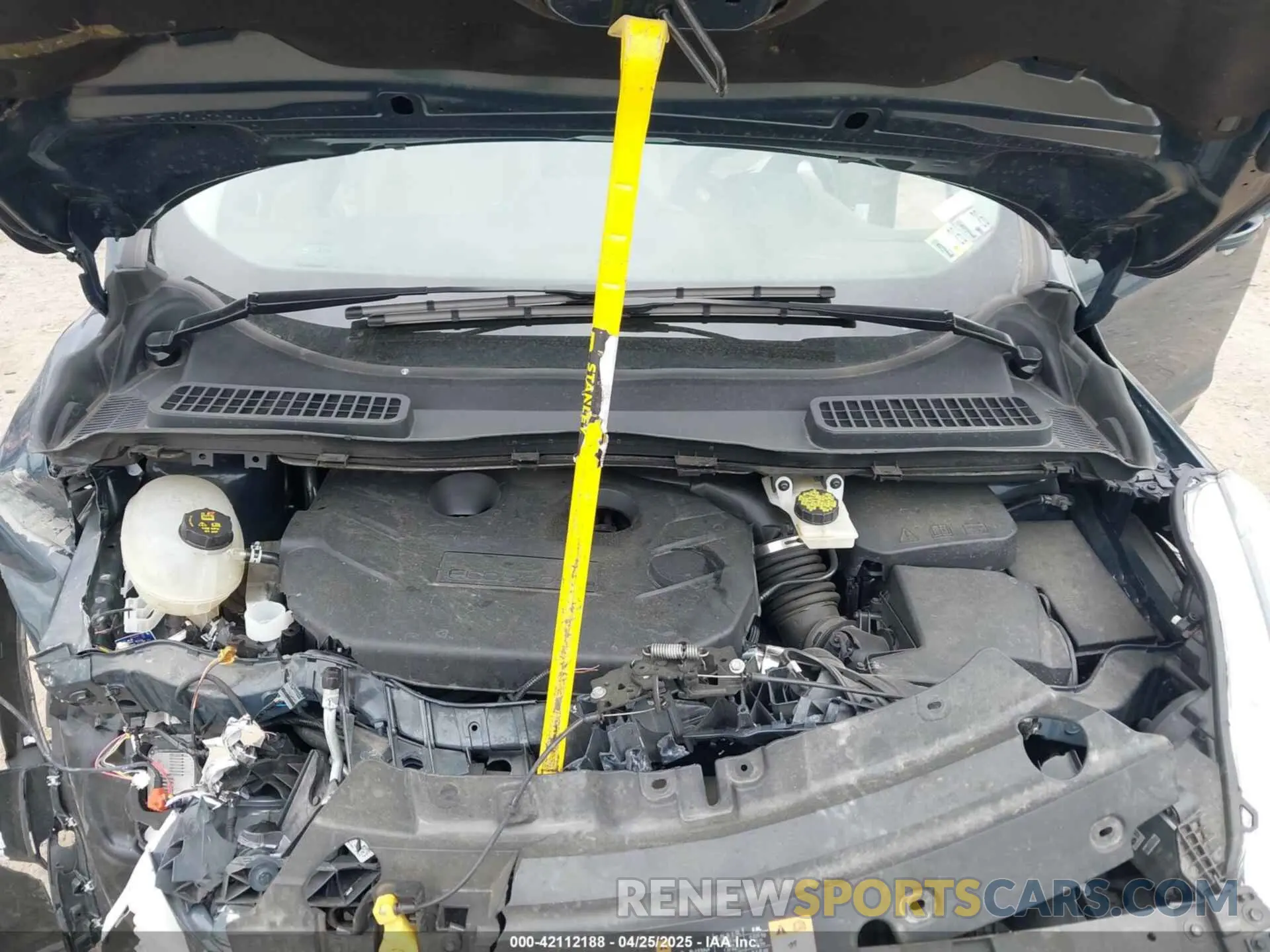 10 Фотография поврежденного автомобиля 1FMCU9J95KUC19062 FORD ESCAPE 2019