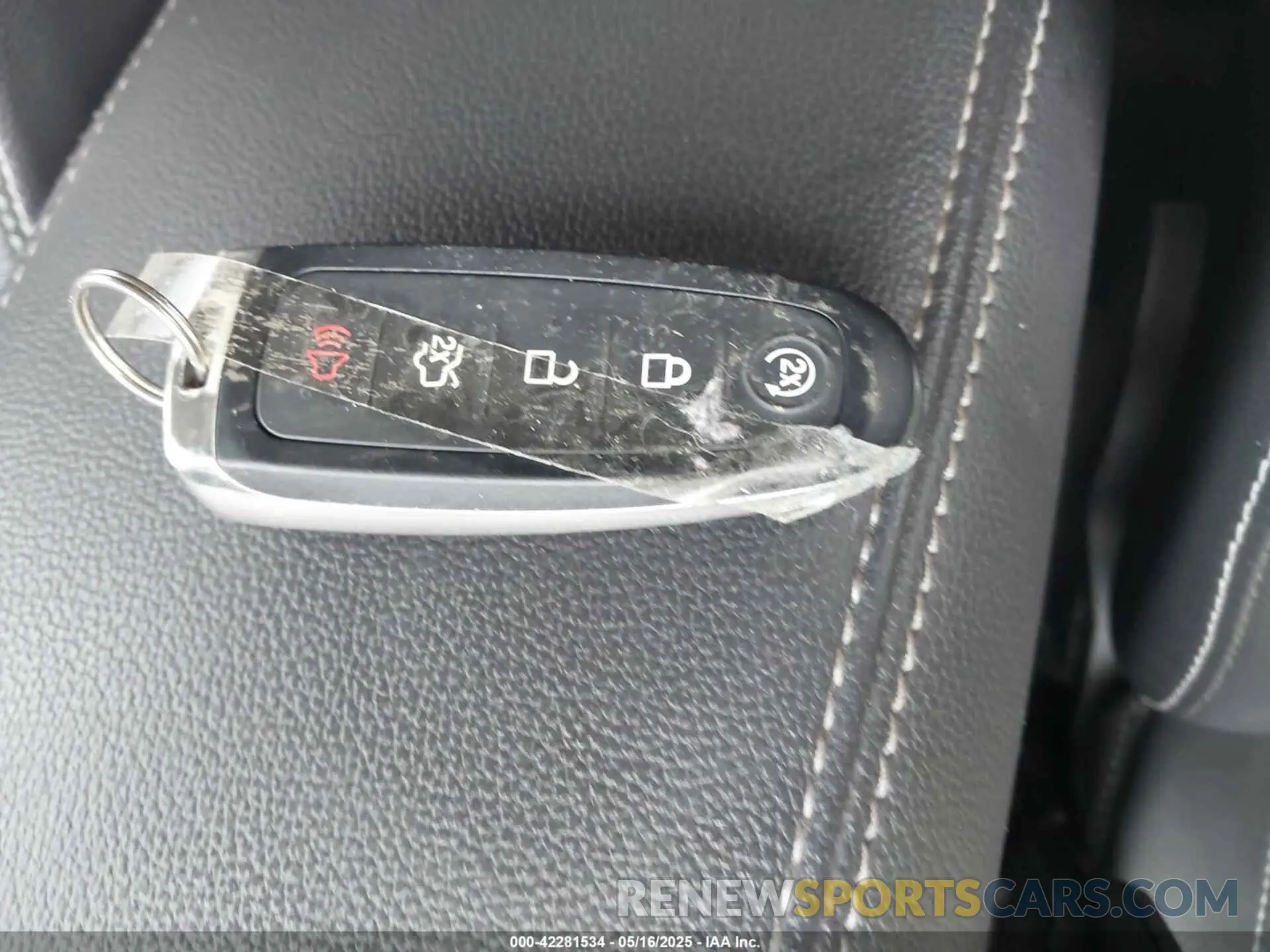 11 Photograph of a damaged car 1FMCU9J97KUA06551 FORD ESCAPE 2019