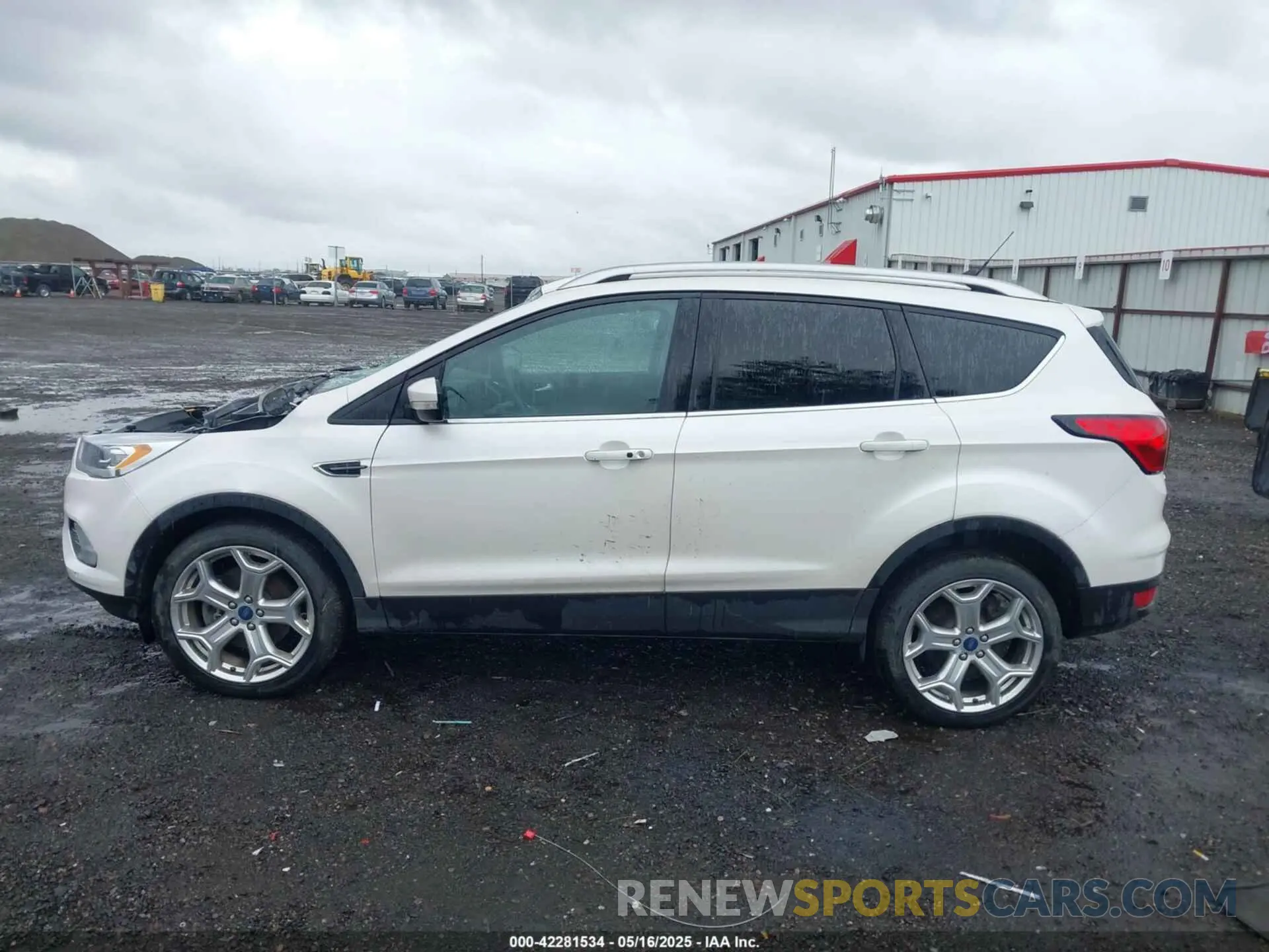15 Photograph of a damaged car 1FMCU9J97KUA06551 FORD ESCAPE 2019
