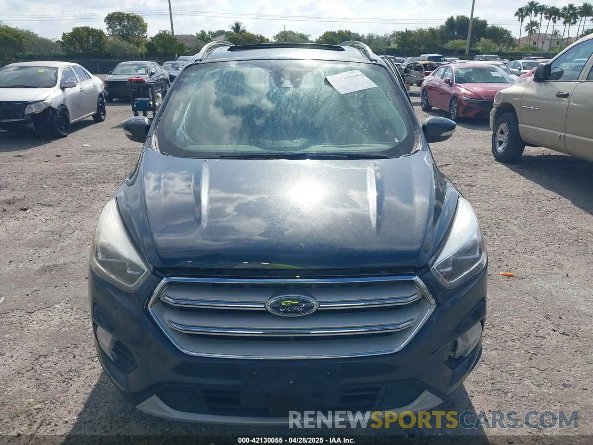 13 Фотография поврежденного автомобиля 1FMCU9J98KUA09510 FORD ESCAPE 2019