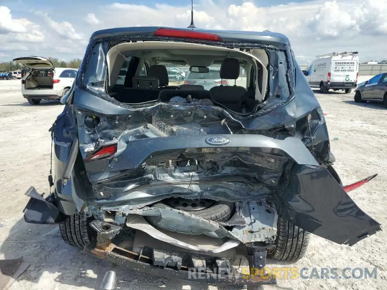 6 Фотография поврежденного автомобиля 1FMCU9J98KUA49263 FORD ESCAPE 2019