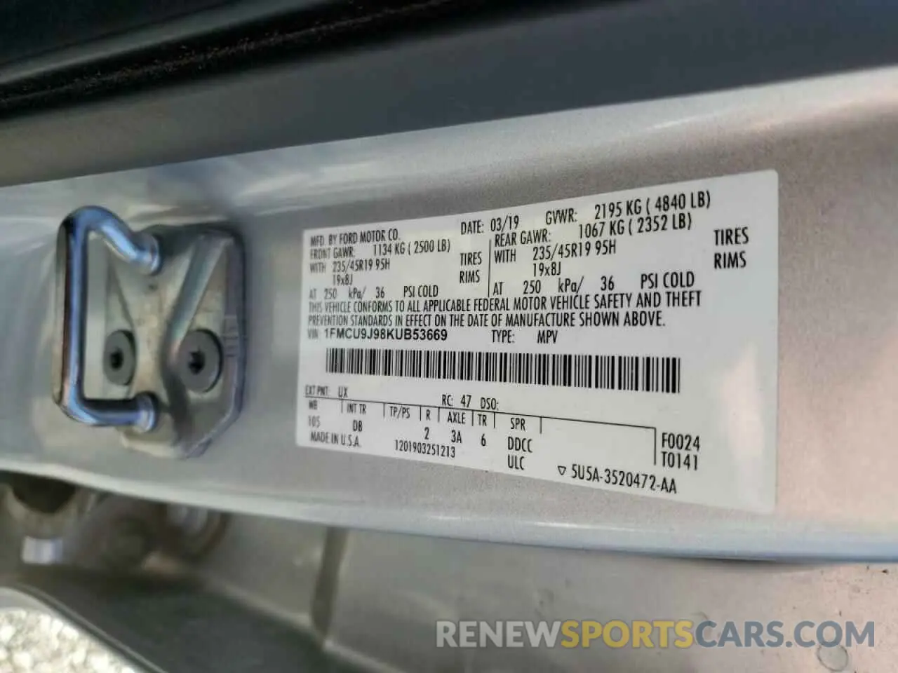 14 Photograph of a damaged car 1FMCU9J98KUB53669 FORD ESCAPE 2019