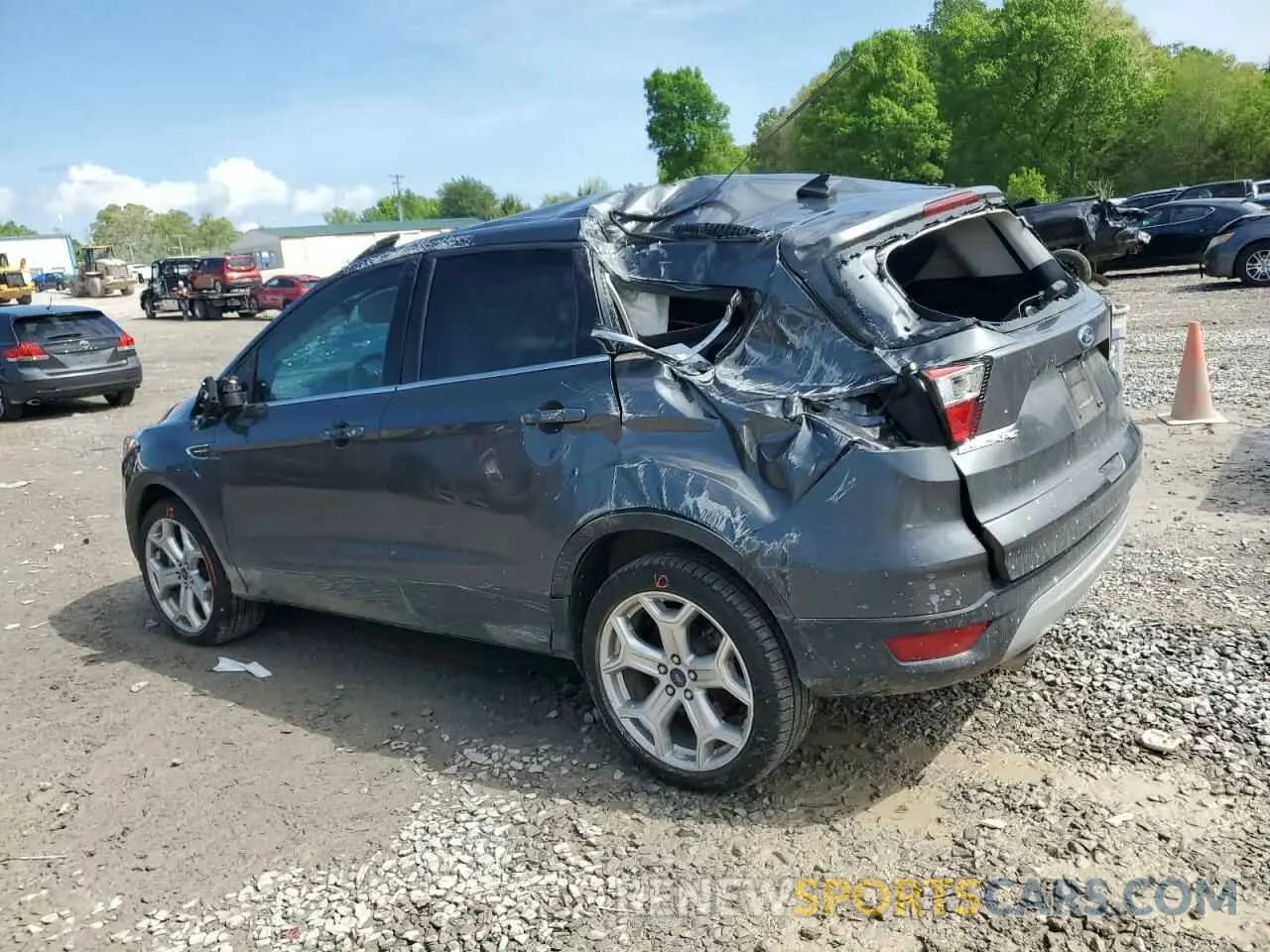 2 Фотография поврежденного автомобиля 1FMCU9J98KUB59293 FORD ESCAPE 2019