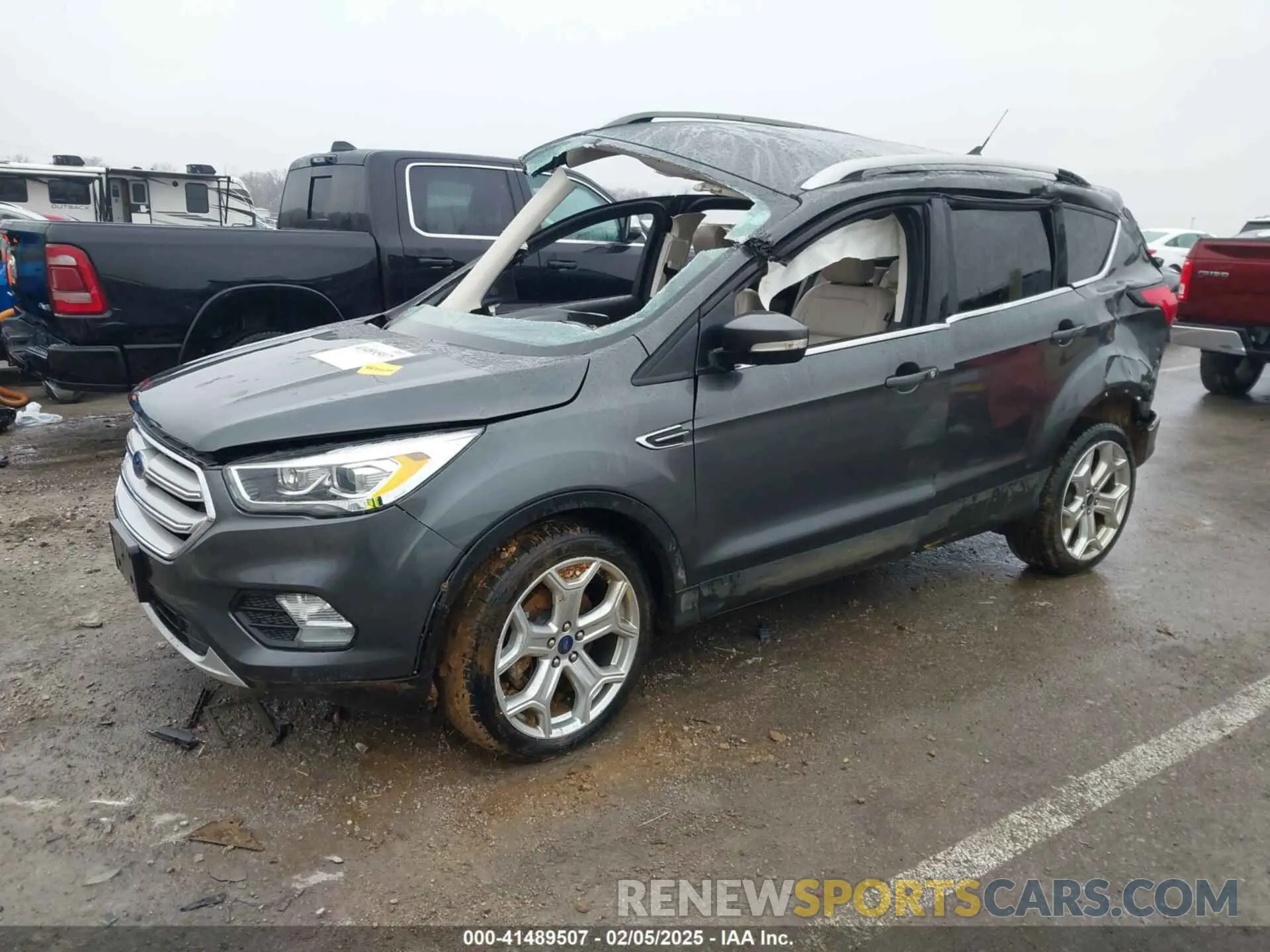 2 Photograph of a damaged car 1FMCU9J98KUC31190 FORD ESCAPE 2019