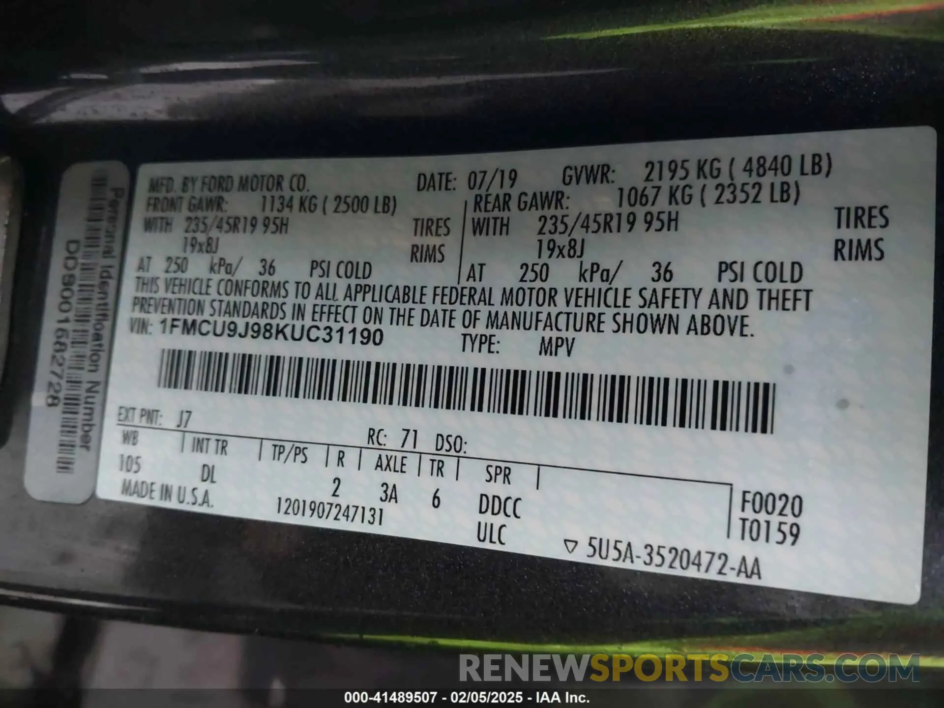 9 Photograph of a damaged car 1FMCU9J98KUC31190 FORD ESCAPE 2019