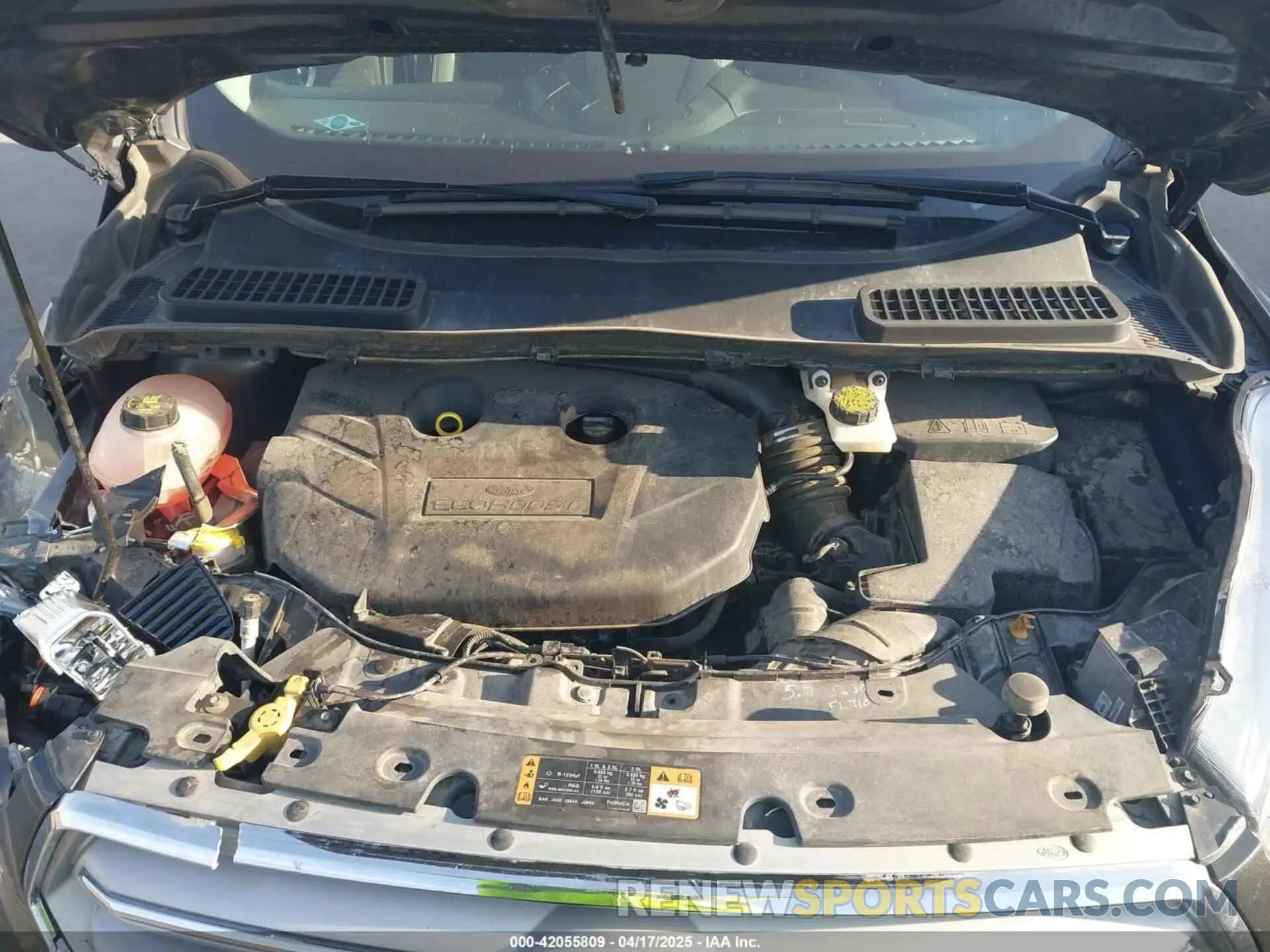 10 Photograph of a damaged car 1FMCU9J99KUA48204 FORD ESCAPE 2019
