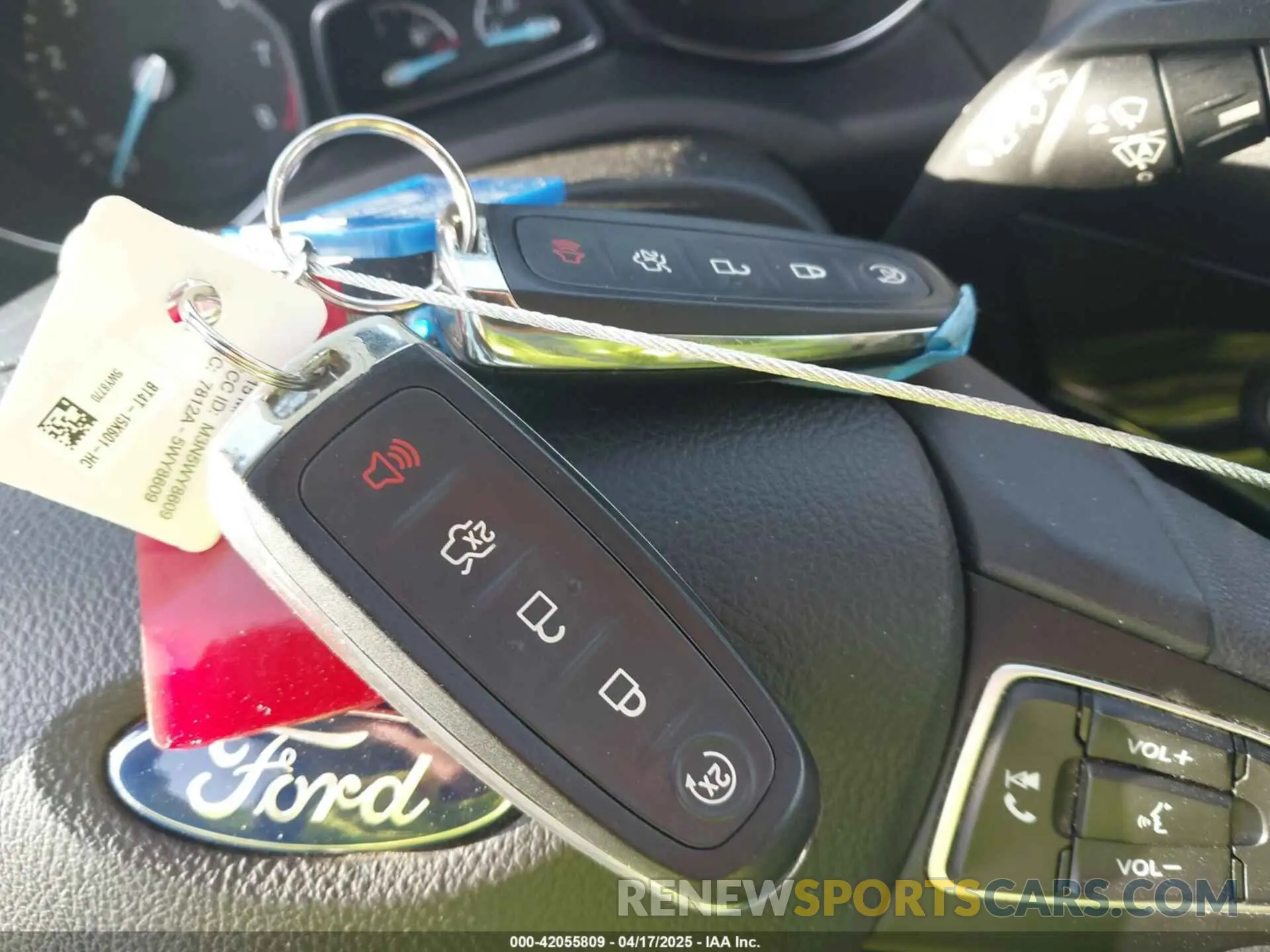 11 Photograph of a damaged car 1FMCU9J99KUA48204 FORD ESCAPE 2019
