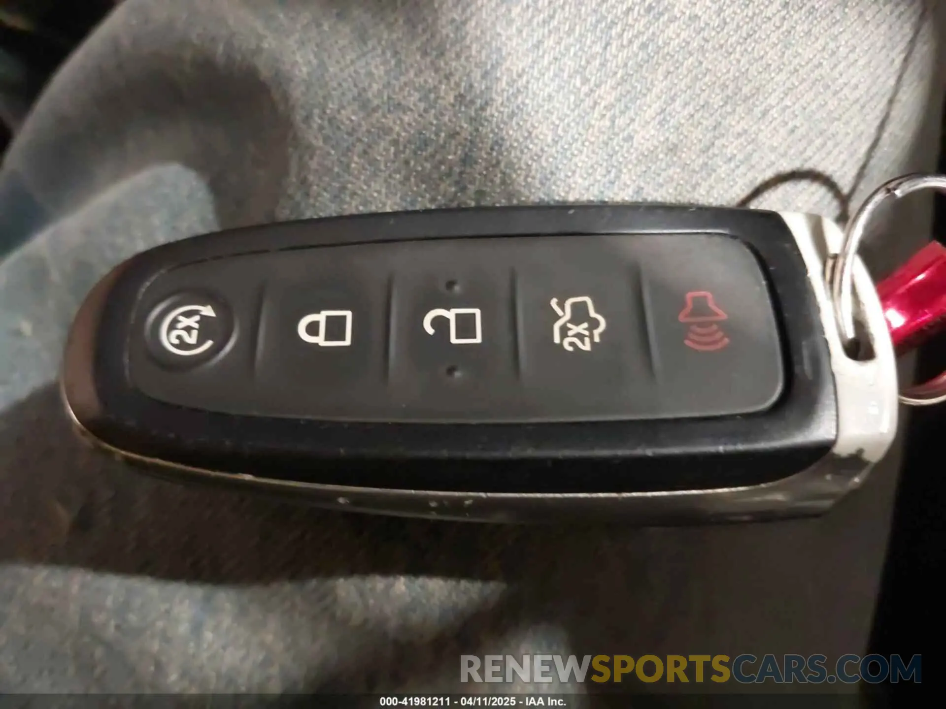 11 Photograph of a damaged car 1FMCU9J99KUC24023 FORD ESCAPE 2019