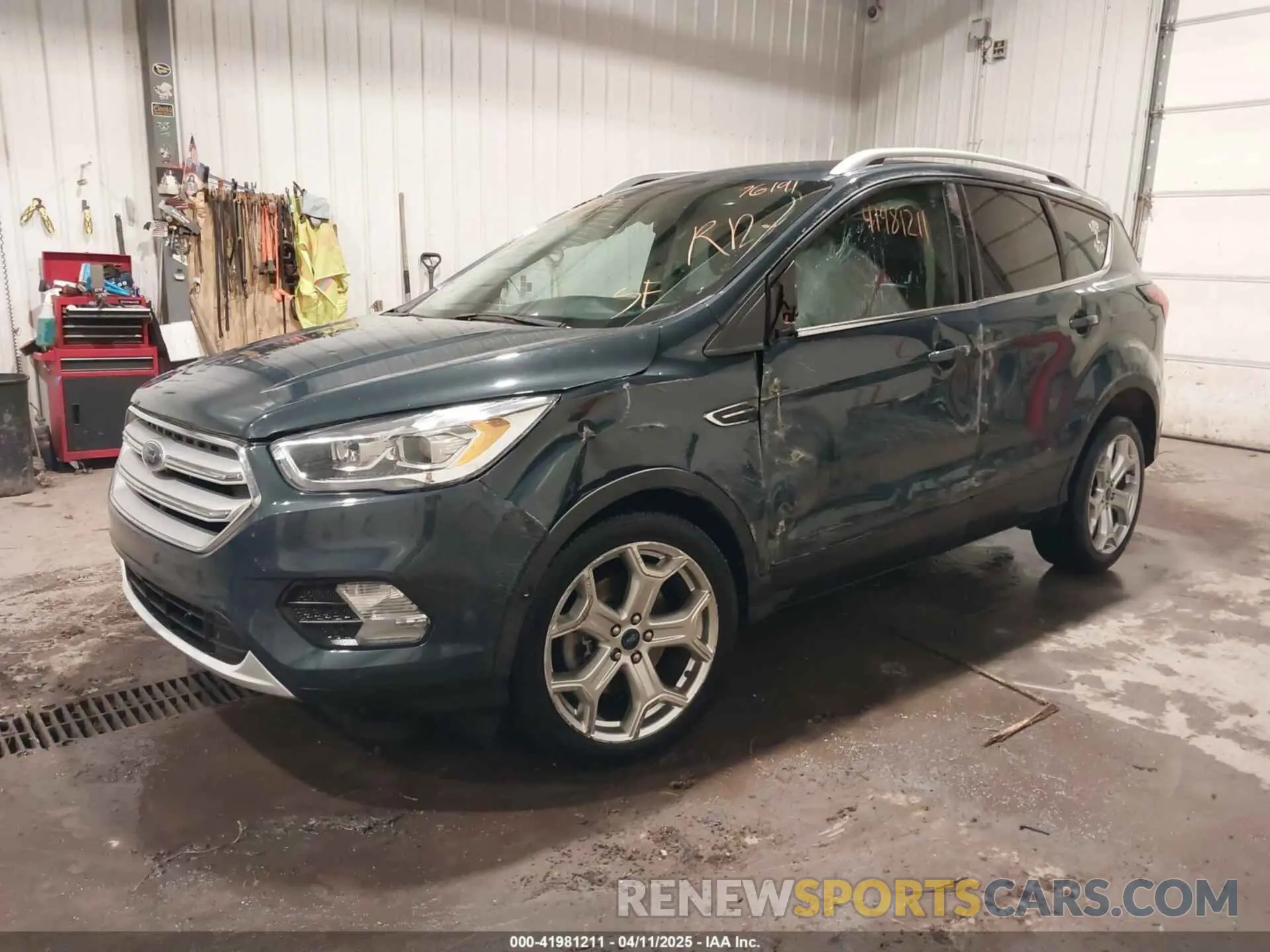 2 Photograph of a damaged car 1FMCU9J99KUC24023 FORD ESCAPE 2019
