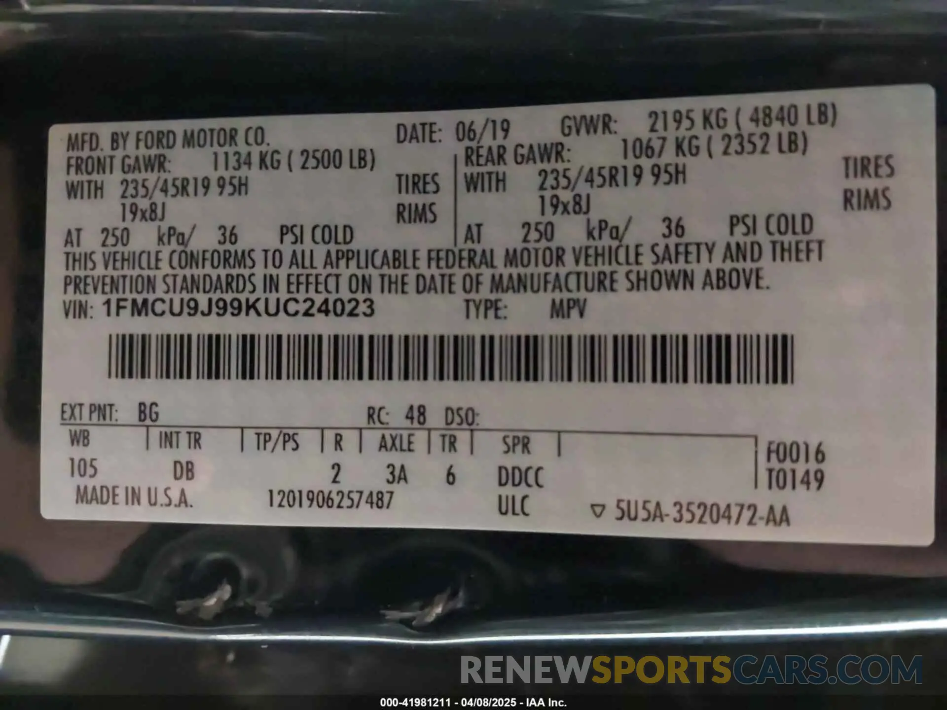 9 Photograph of a damaged car 1FMCU9J99KUC24023 FORD ESCAPE 2019