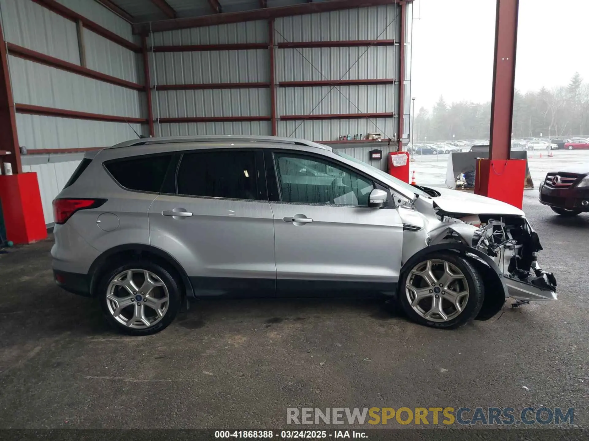 13 Photograph of a damaged car 1FMCU9J9XKUA37695 FORD ESCAPE 2019