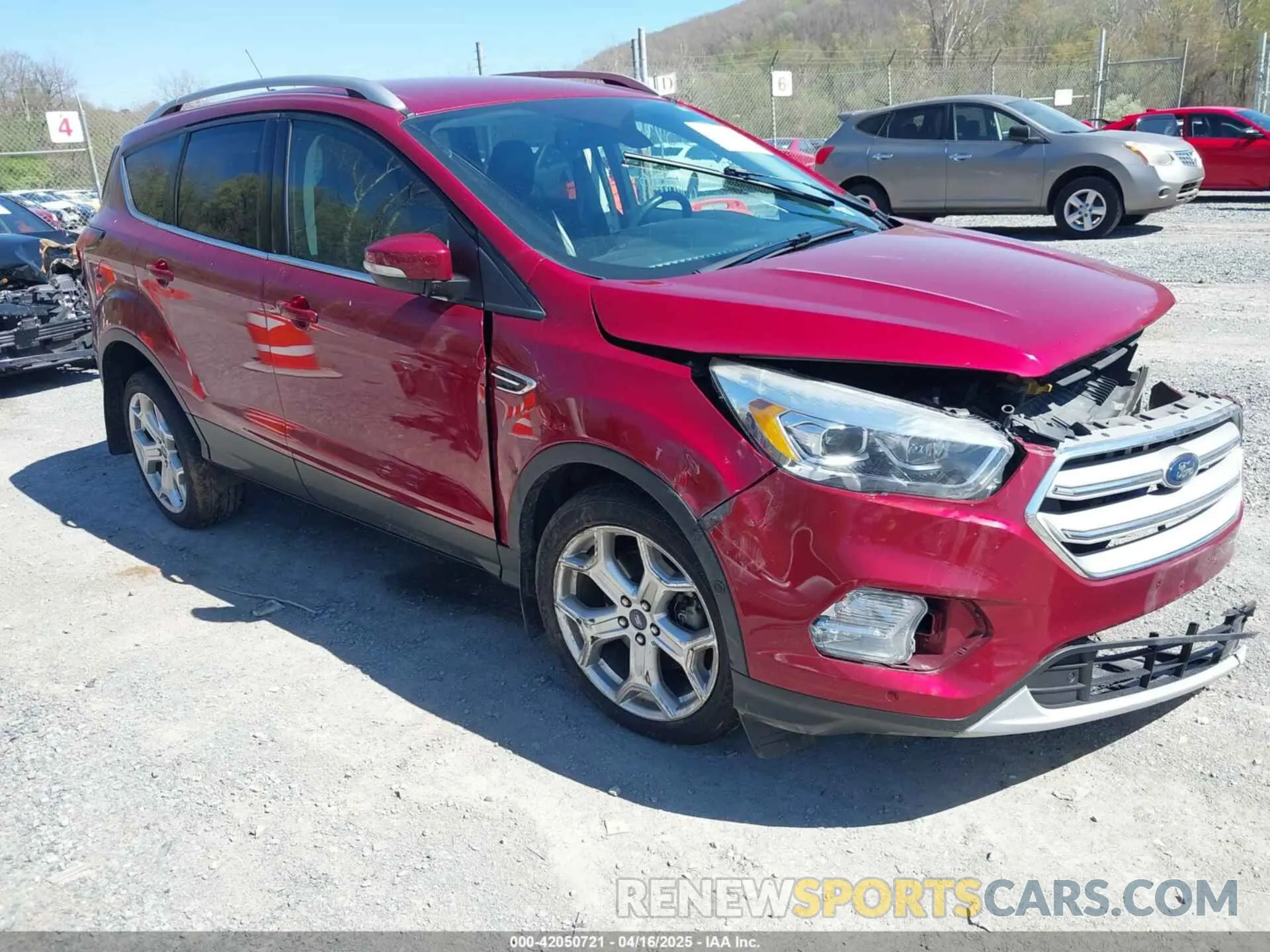 1 Фотография поврежденного автомобиля 1FMCU9J9XKUC23513 FORD ESCAPE 2019
