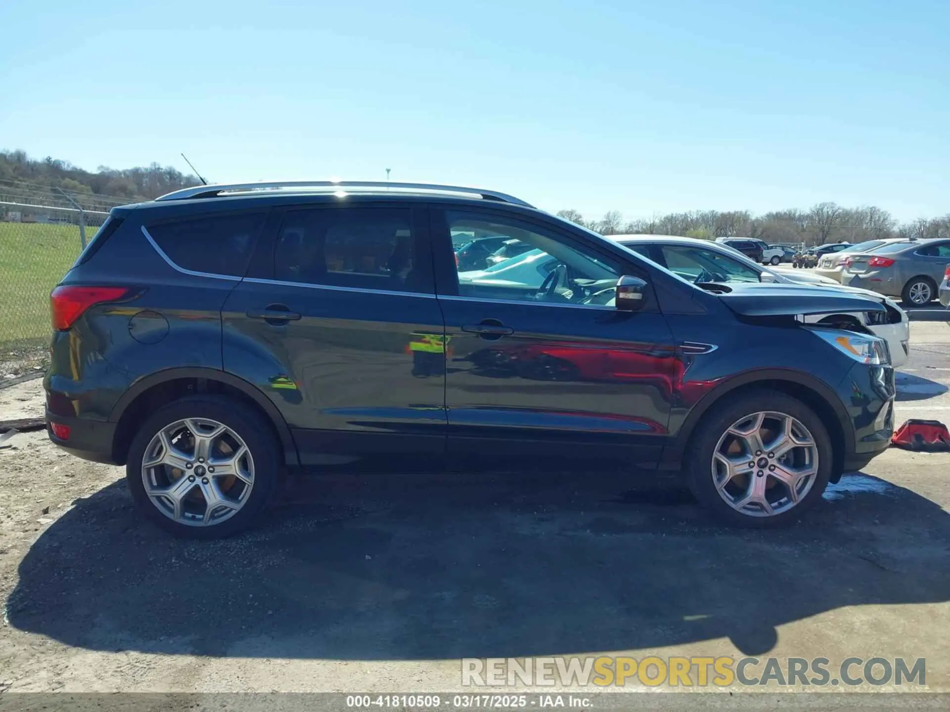 14 Фотография поврежденного автомобиля 1FMCU9J9XKUC26167 FORD ESCAPE 2019