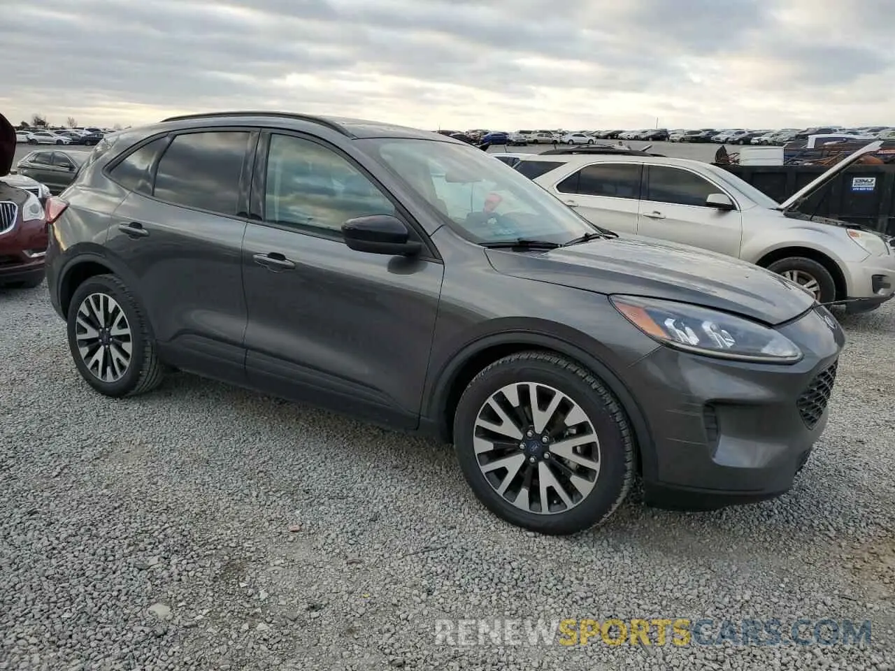 4 Photograph of a damaged car 1FMCU0BZ0LUB40149 FORD ESCAPE 2020