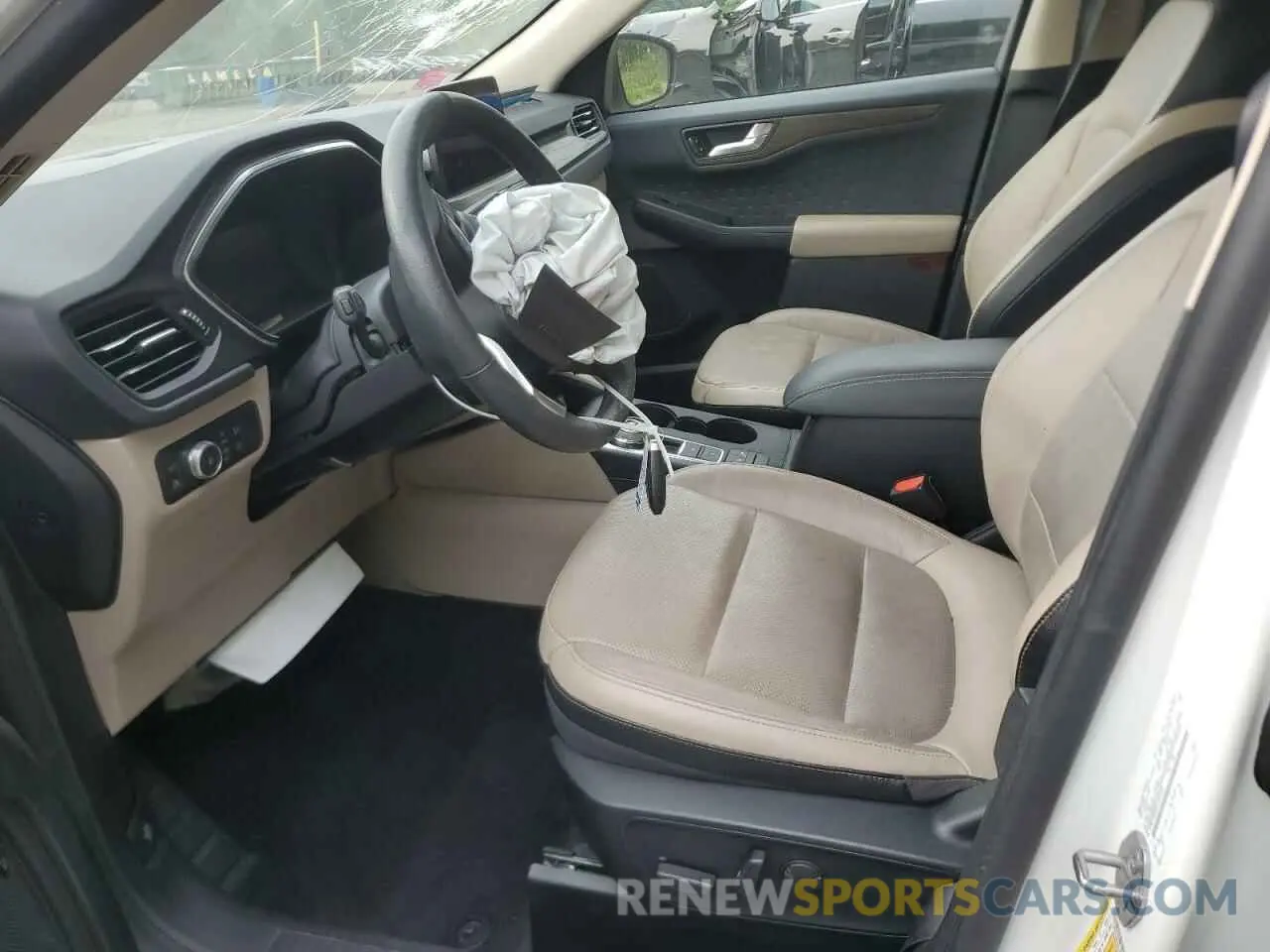 7 Photograph of a damaged car 1FMCU0DZ6LUA47407 FORD ESCAPE 2020