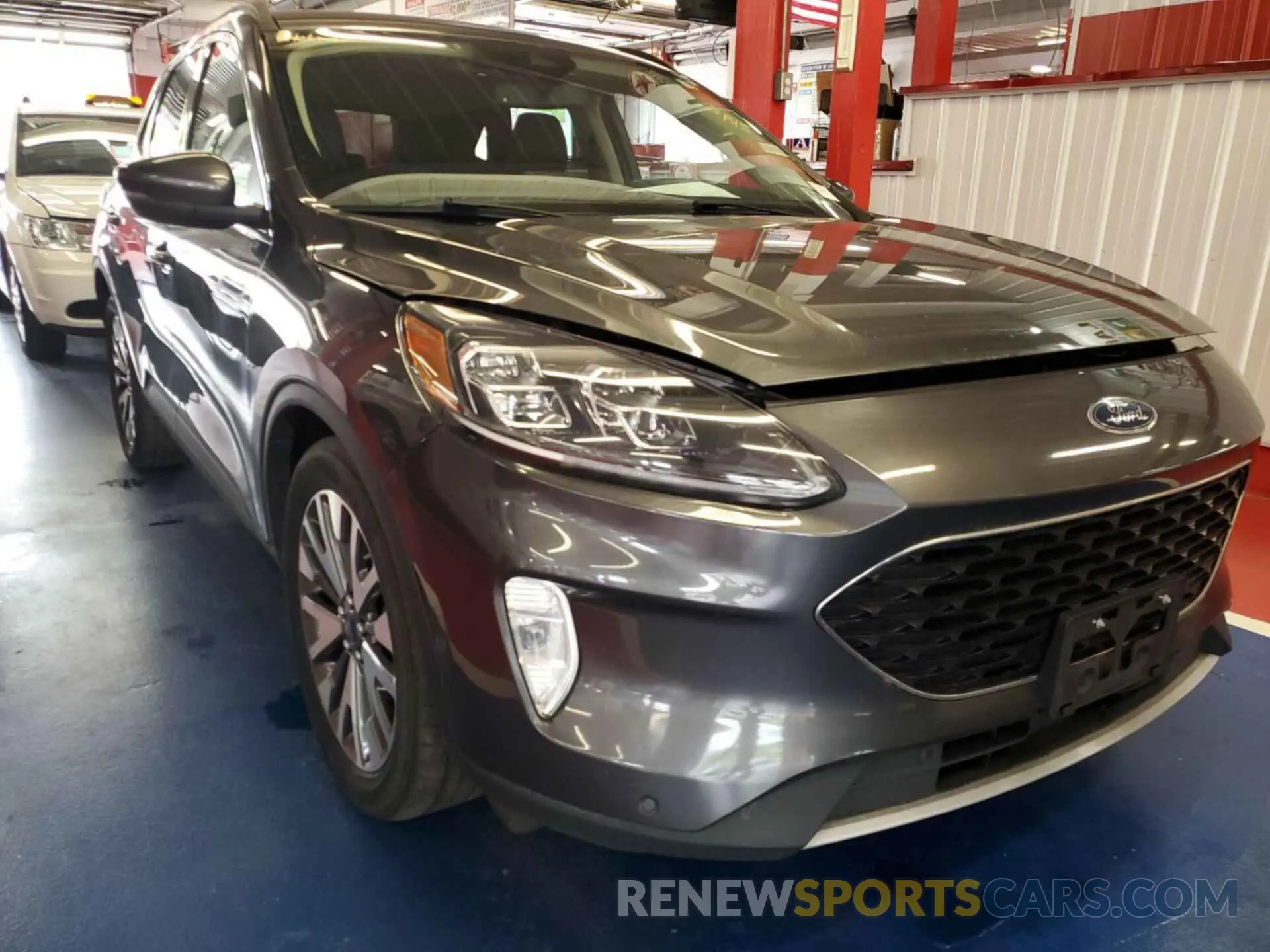 9 Фотография поврежденного автомобиля 1FMCU0DZ6LUB85173 FORD ESCAPE 2020